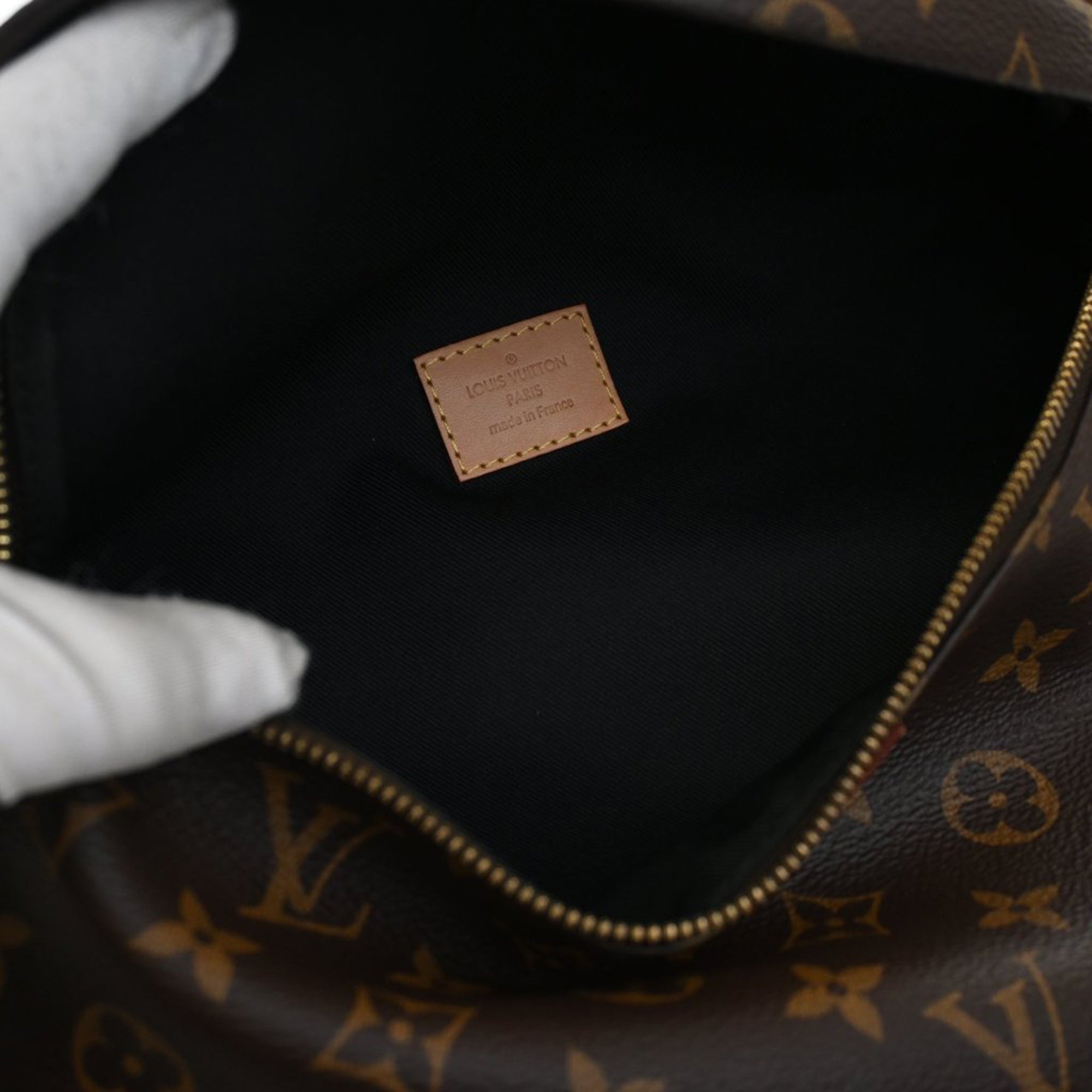 Louis Vuitton Monogram Bumbag - image 5