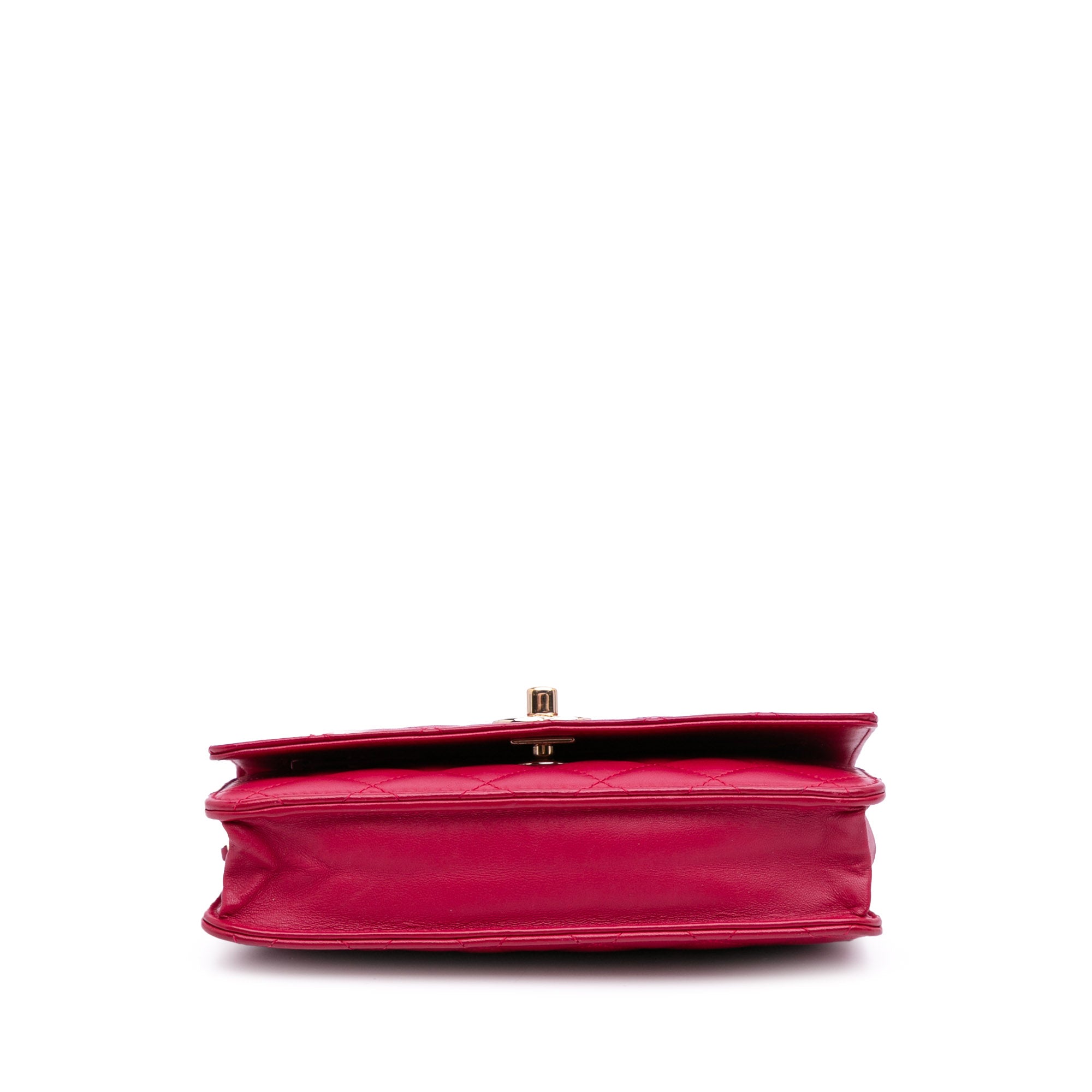 Chanel Lambskin Pearl Crush Wallet On Chain - image 3