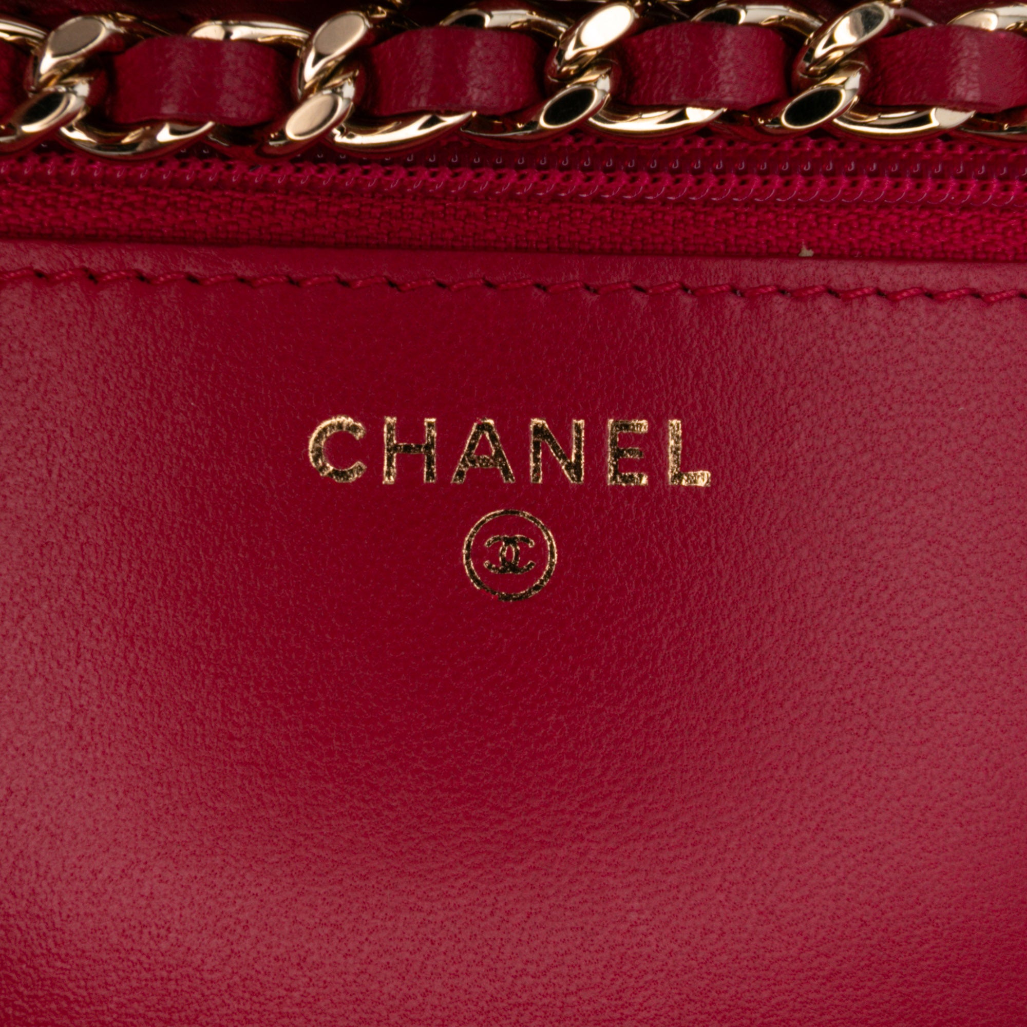 Chanel Lambskin Pearl Crush Wallet On Chain - image 5