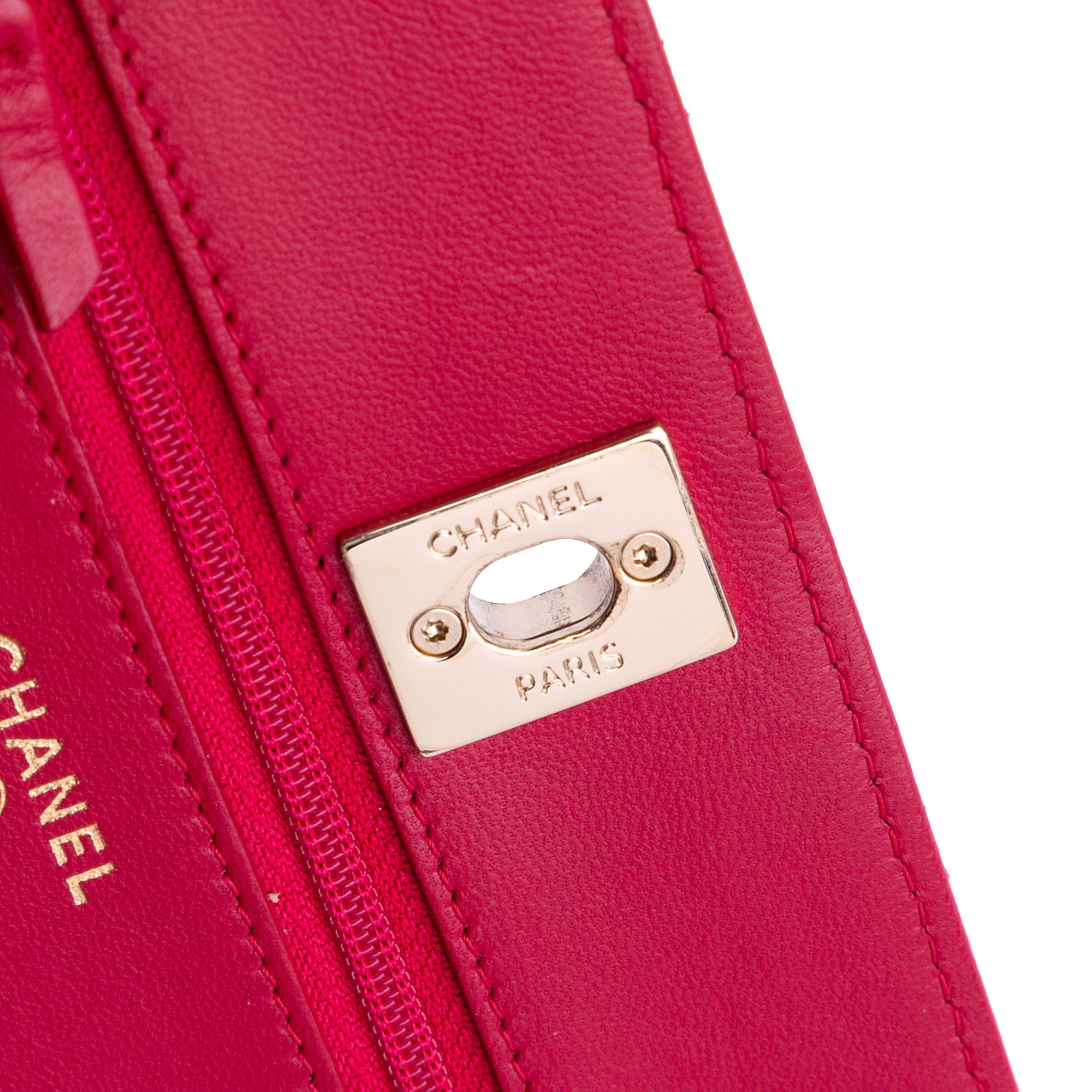 Chanel Lambskin Pearl Crush Wallet On Chain - image 7