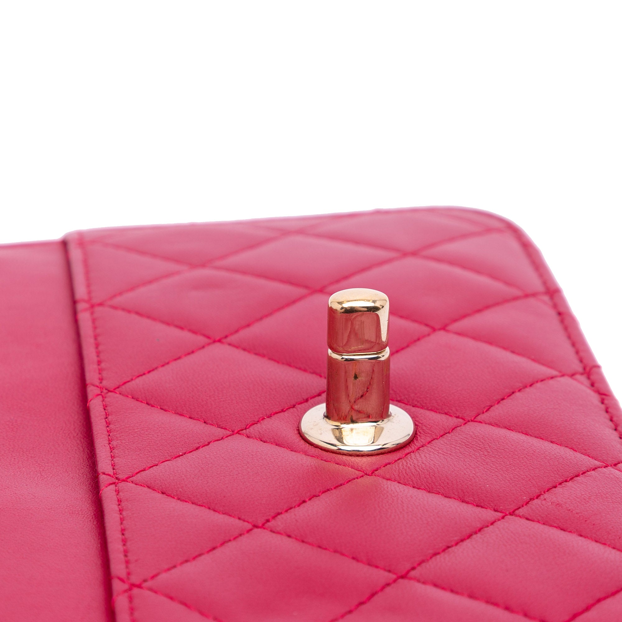 Chanel Lambskin Pearl Crush Wallet On Chain - image 9