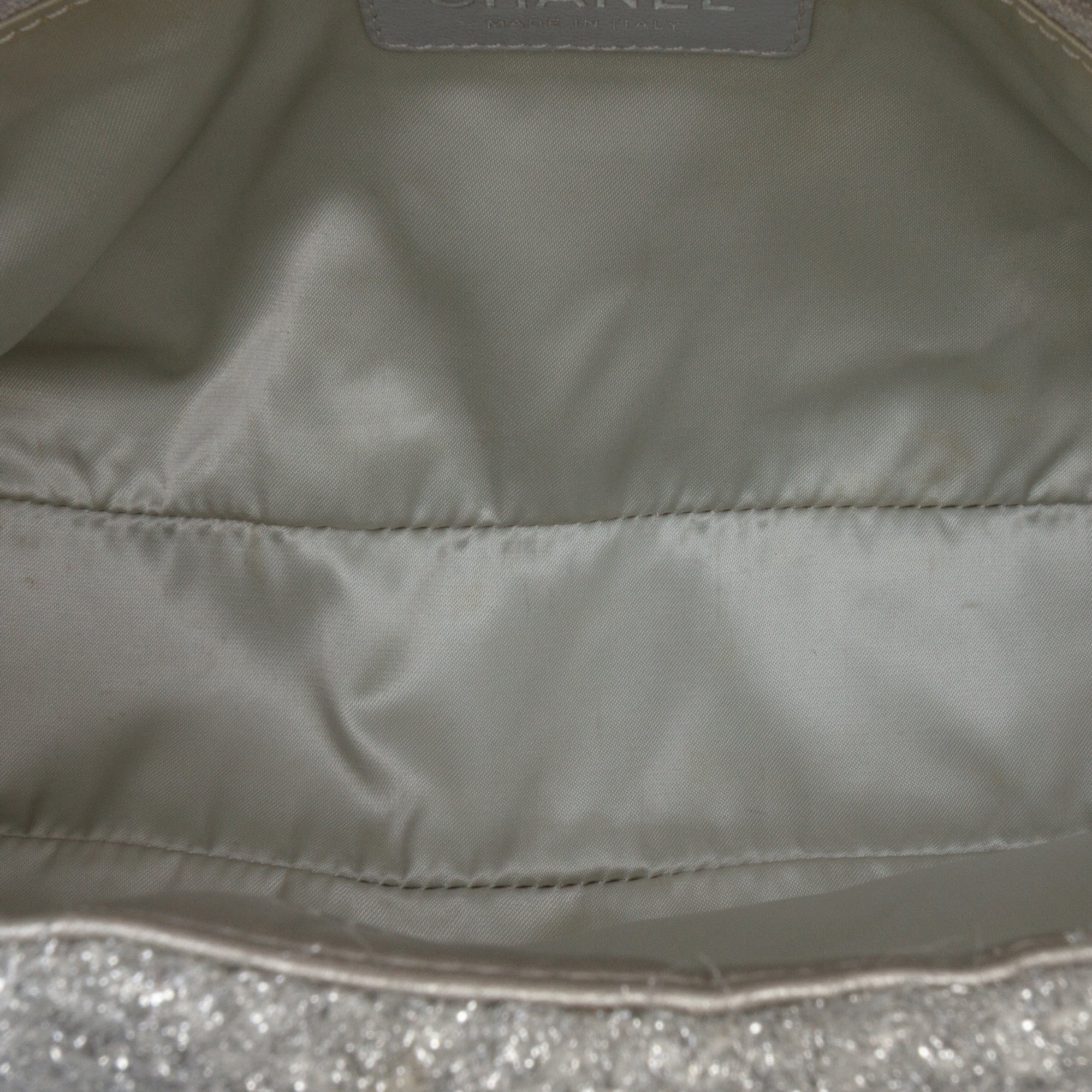 Chanel Medium Quilted Lurex Ground Control Pluto Glitter Flap - image 4