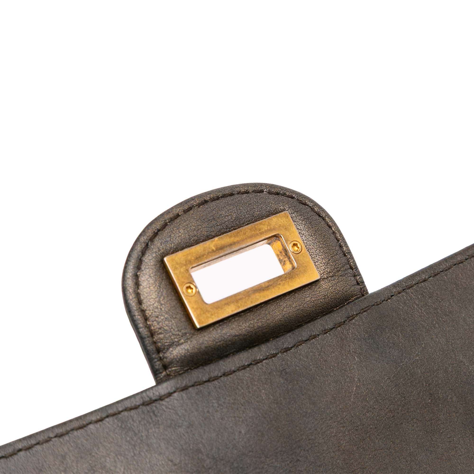 Chanel Reissue 2.55 Quilted Metallic Lambskin Double Flap 226 - image 10