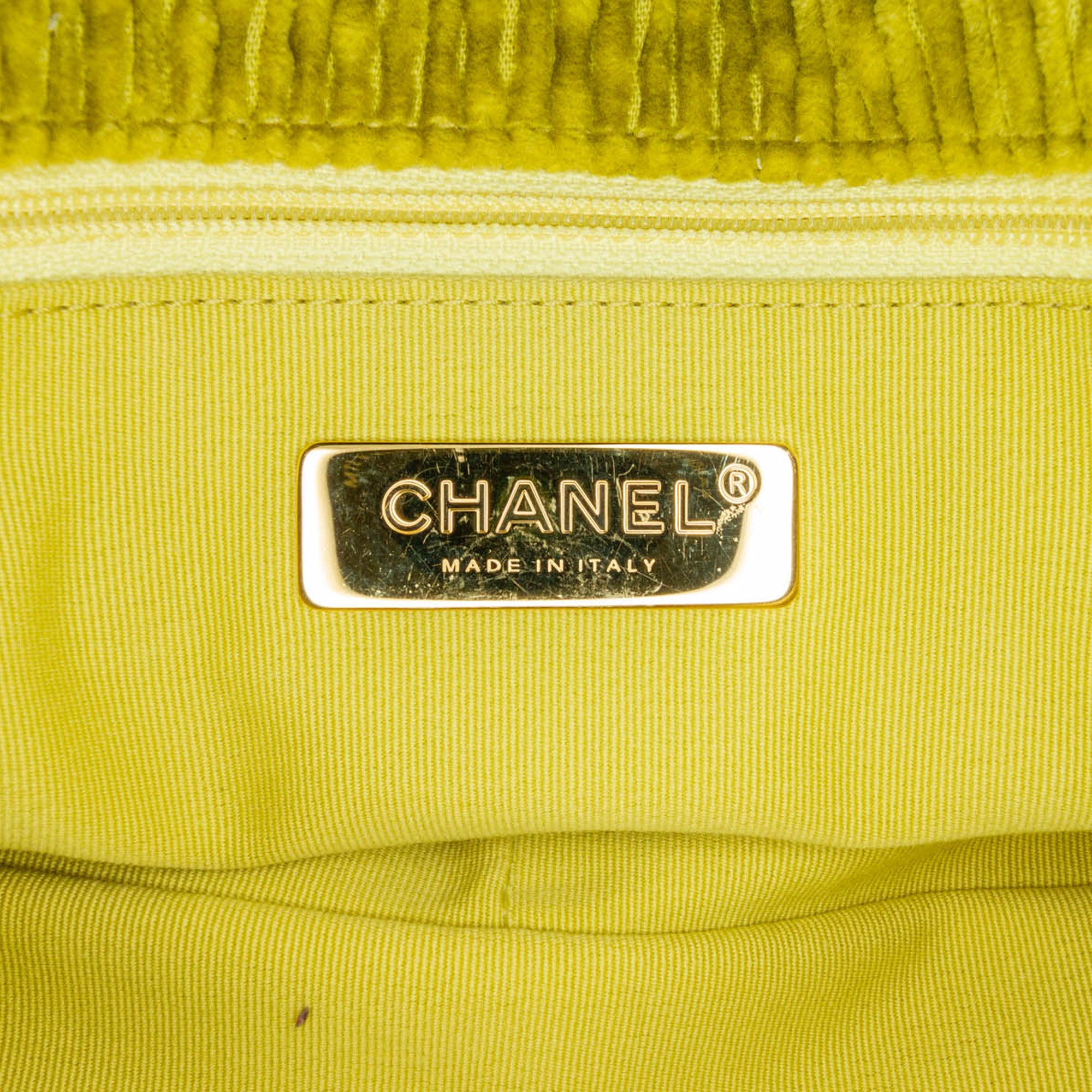 Chanel Medium Corduroy 19 Flap - image 5