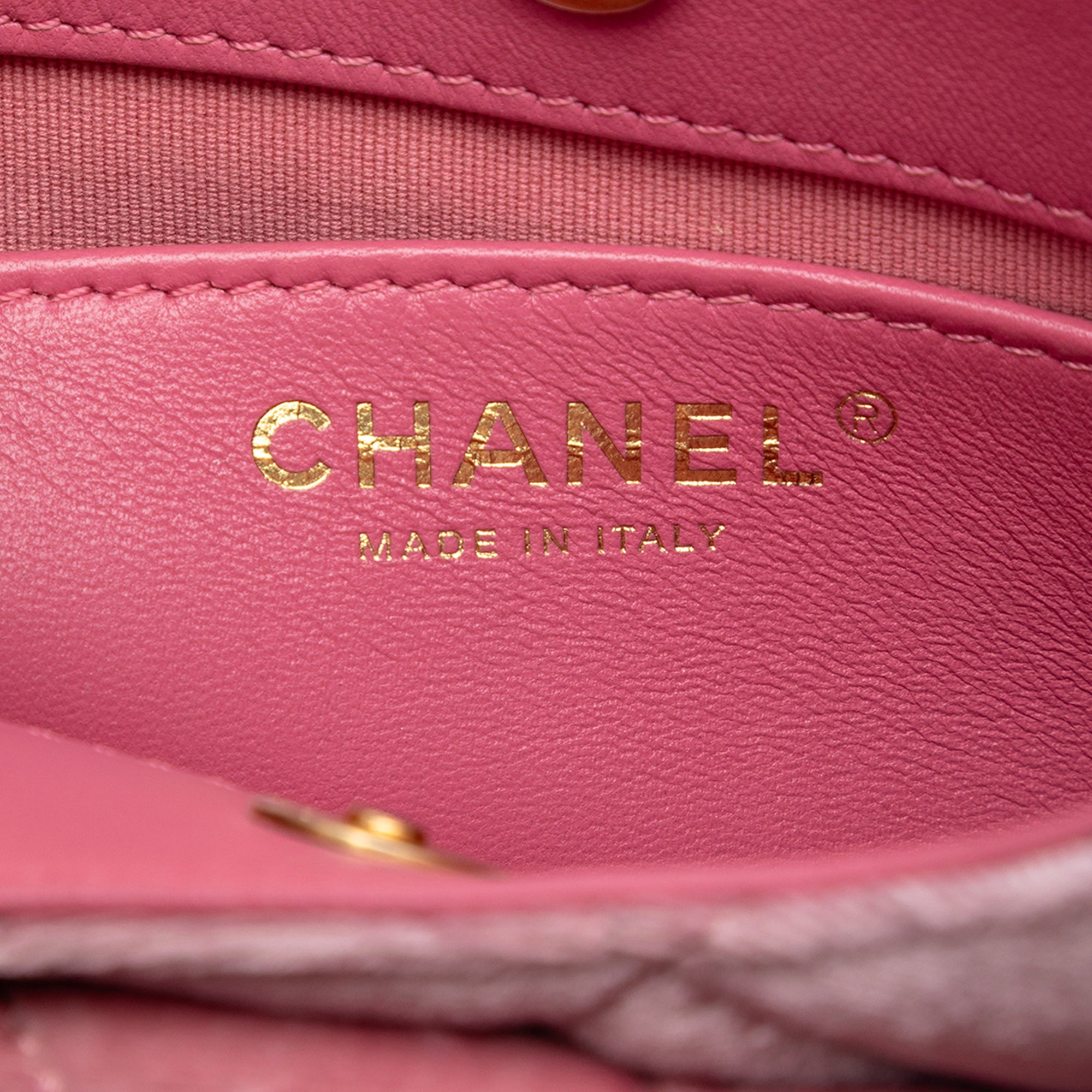 Chanel Small Quilted Velvet Wavy CC Hobo - image 5