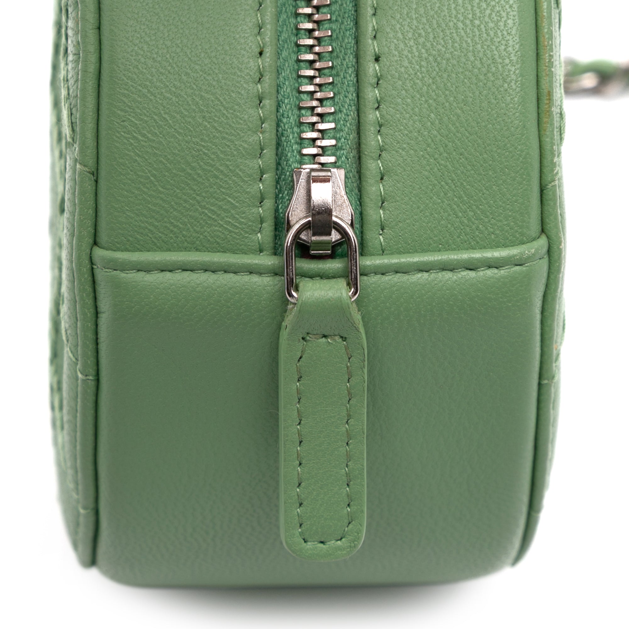 Chanel Quilted Lambskin Ultimate Stitch Round Clutch With Chain - image 7