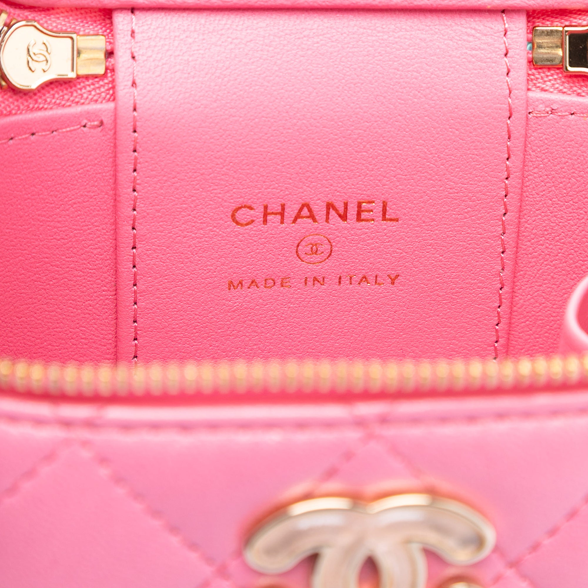 Chanel Mini CC Quilted Lambskin Beaded Heart Charms Chain Vanity Case - image 5