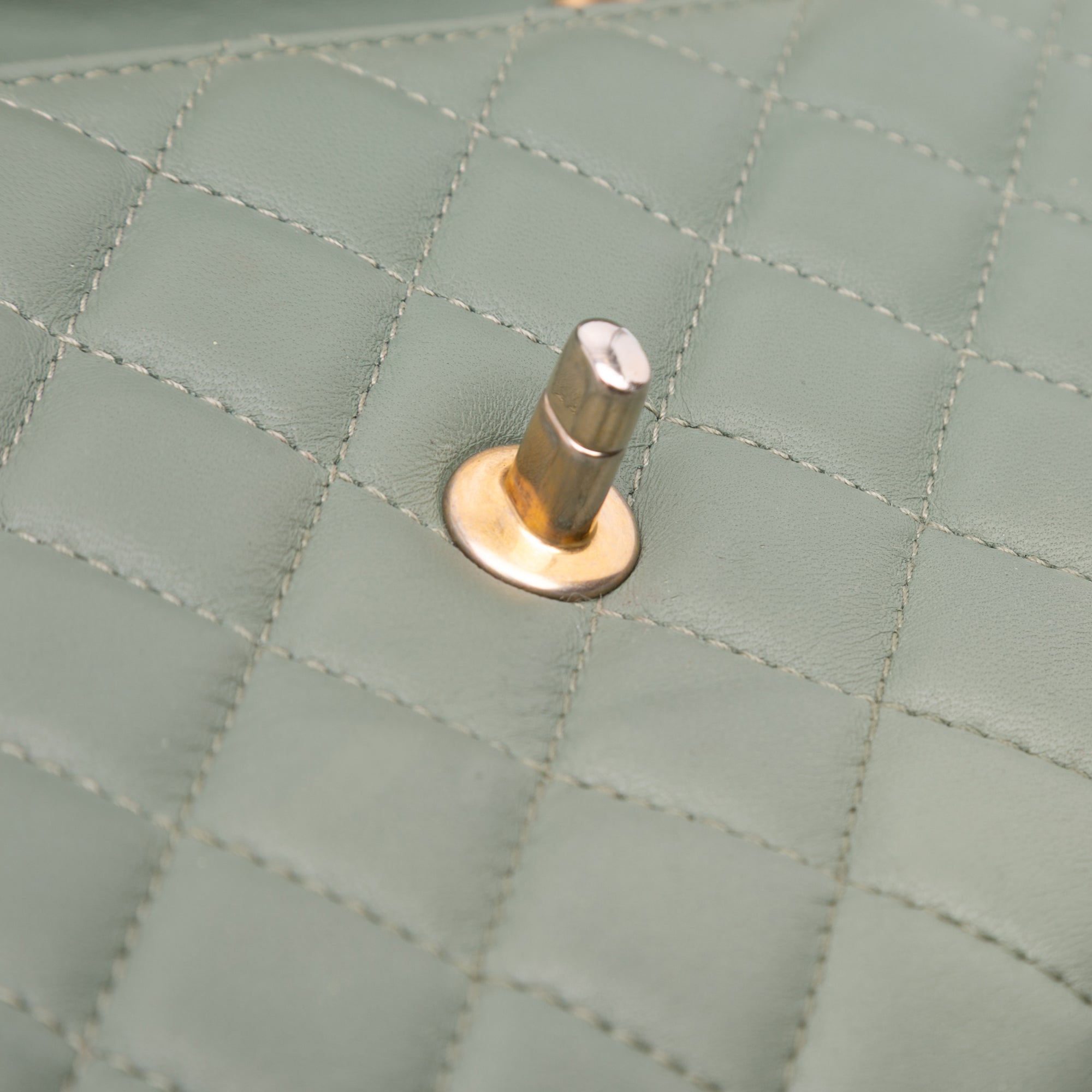 Chanel Large Quilted Lambskin Daily Companion Flap - image 14