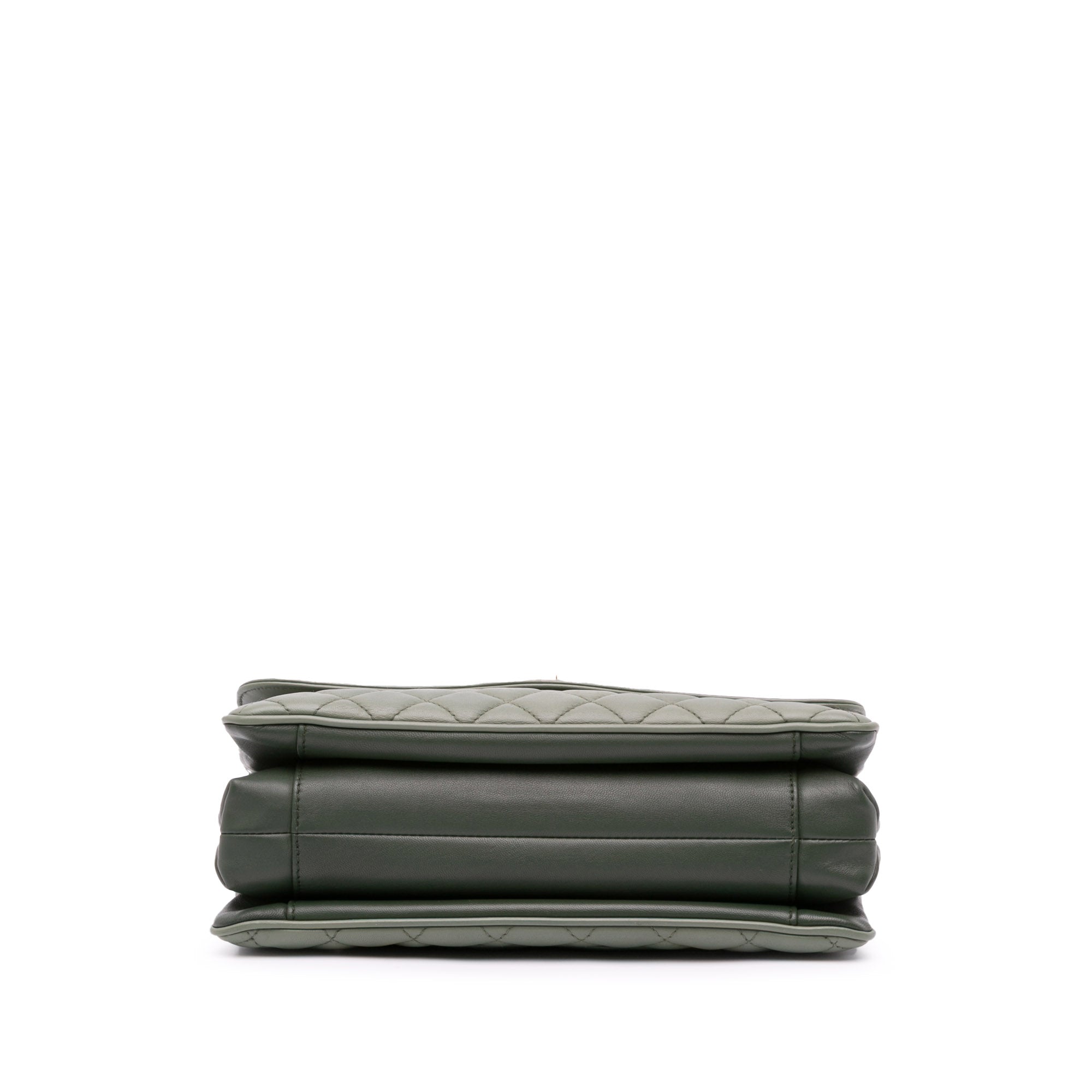 Chanel Large Quilted Lambskin Daily Companion Flap - image 3