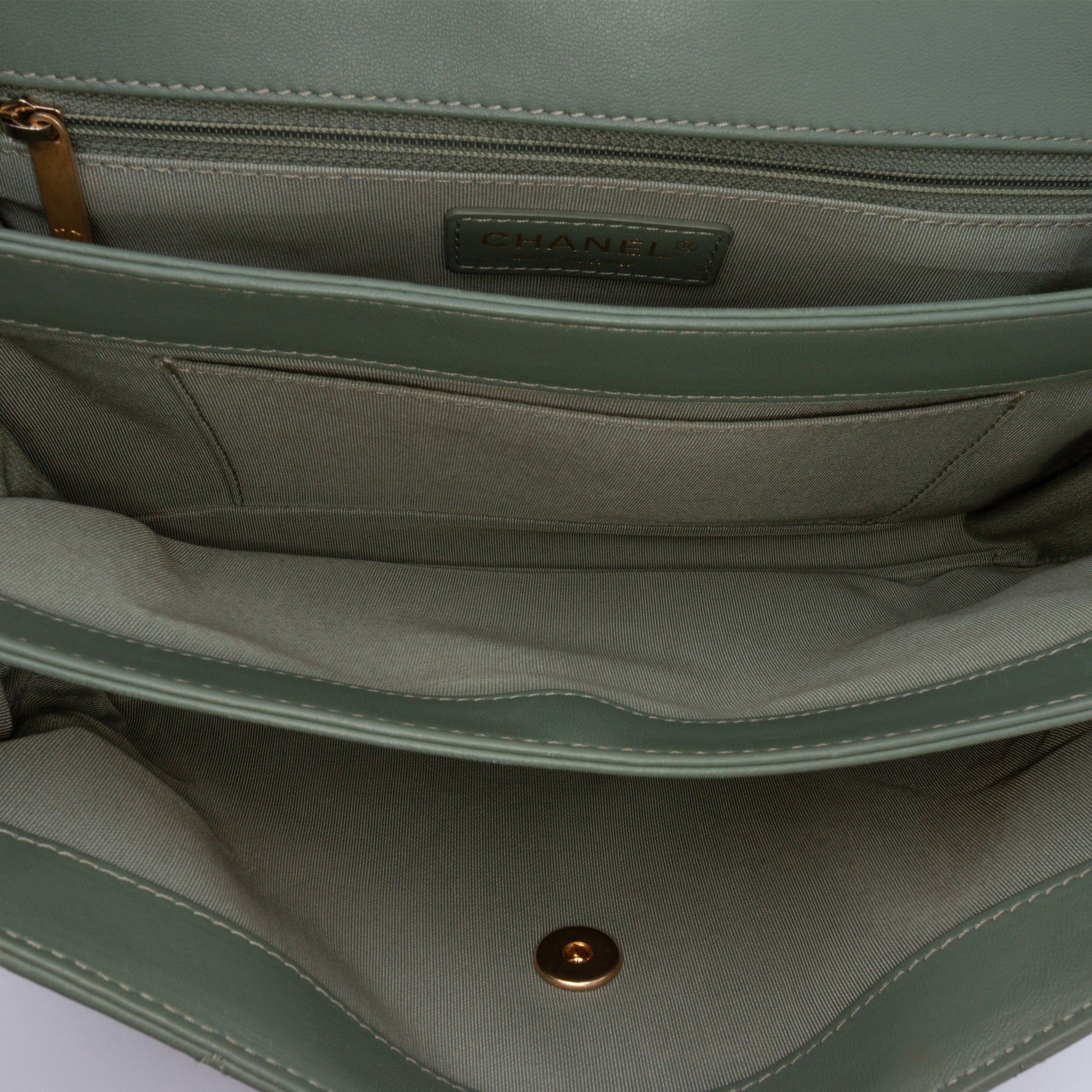 Chanel Large Quilted Lambskin Daily Companion Flap - image 4