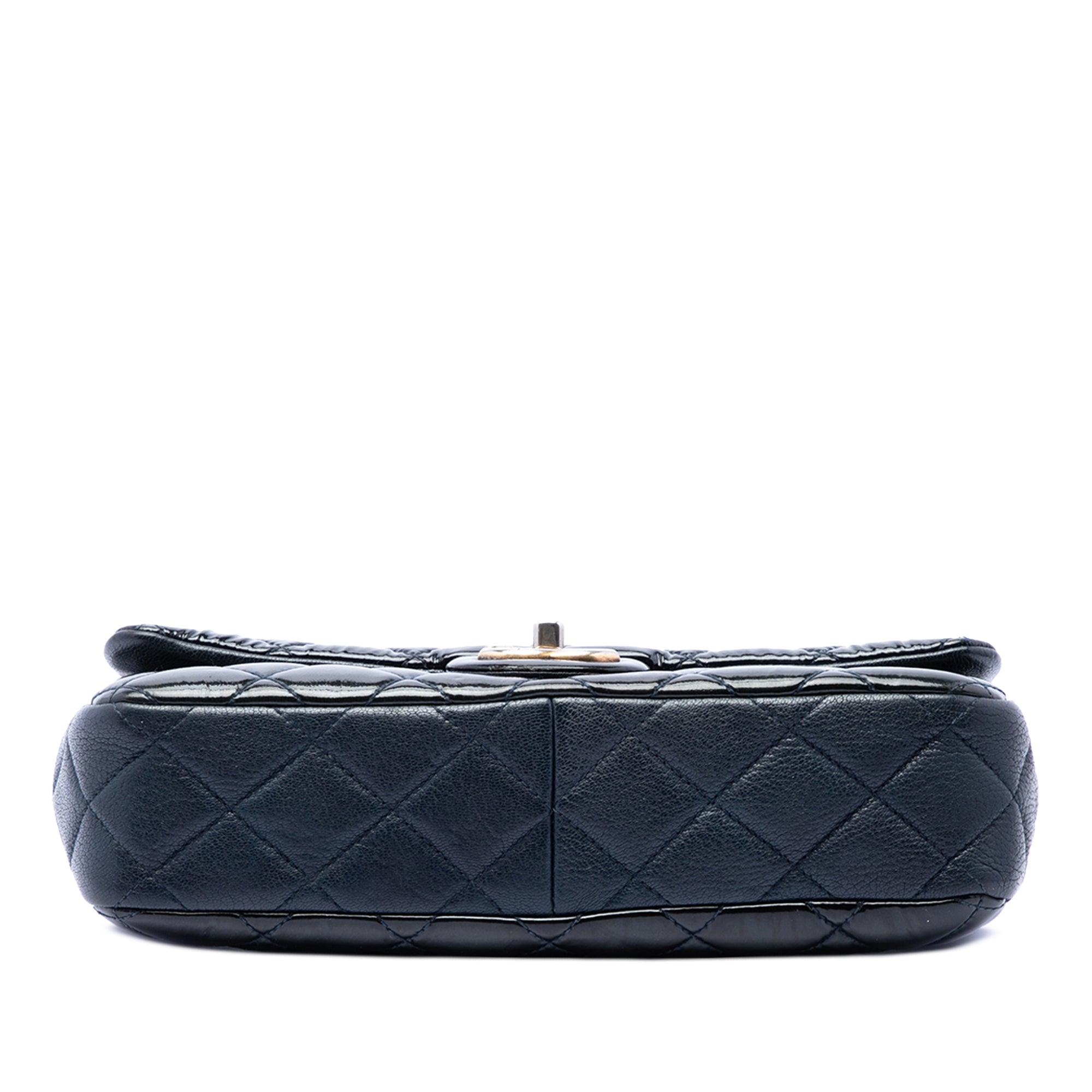 Chanel Paris Salzburg Medium Patent and Goatskin CC Eyelet Flap - image 3