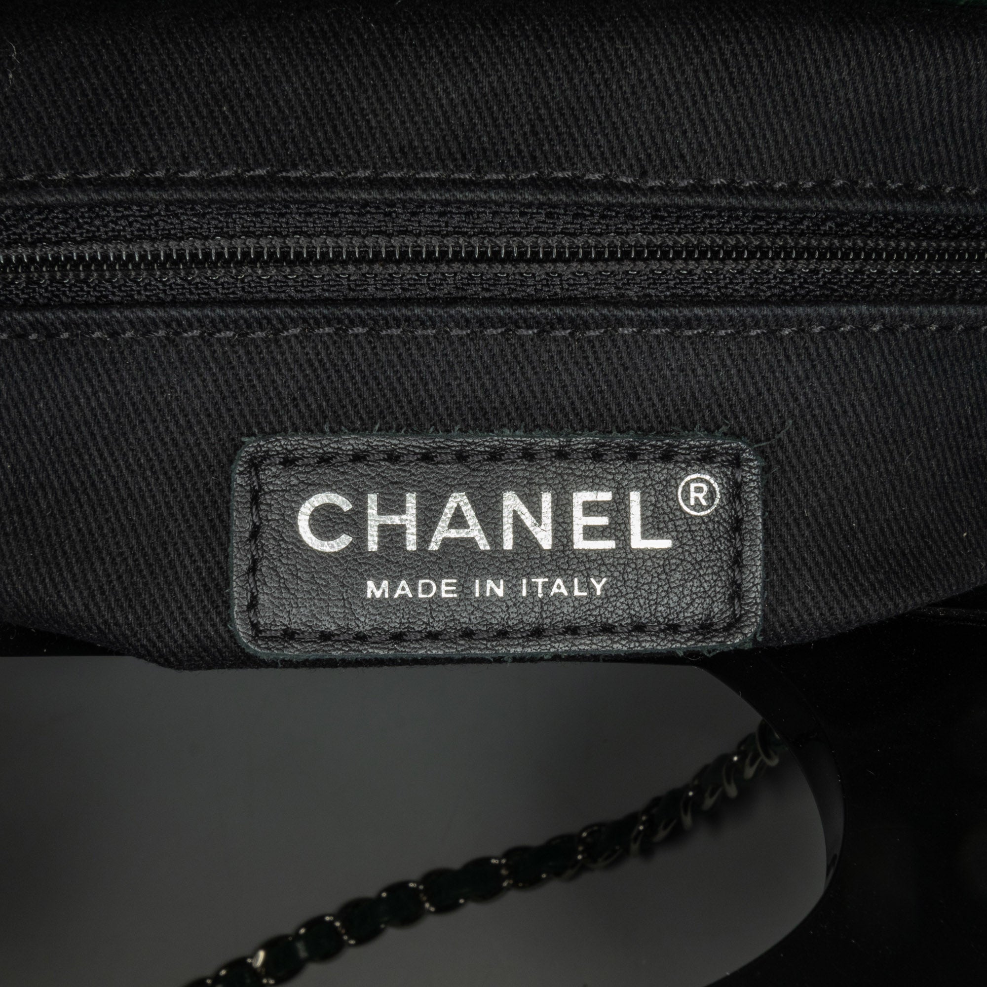Chanel Small Glazed Calfskin CC Delivery Tote - image 6