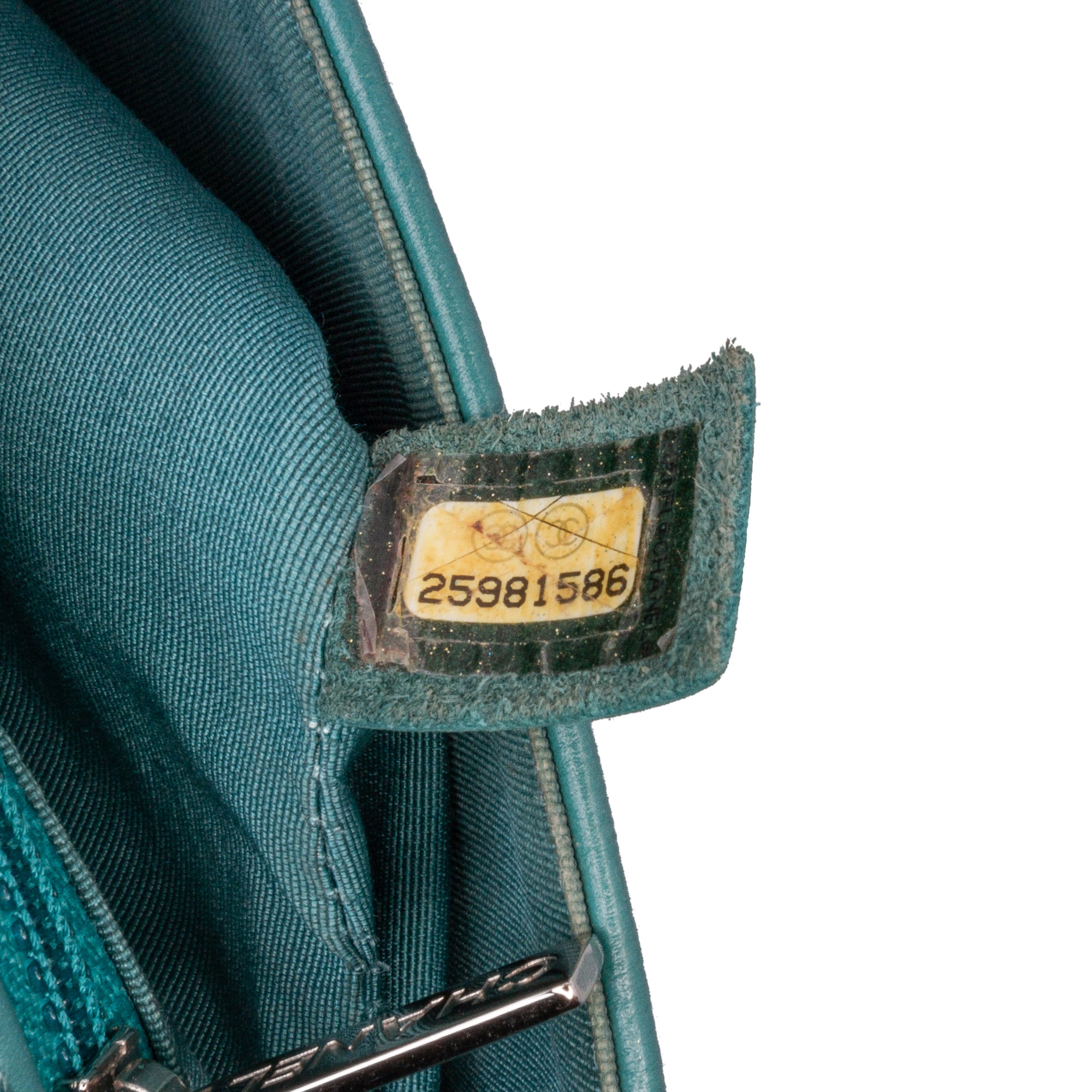 Chanel Medium Crumpled Calfskin Bi Vintage Full Flap - image 5