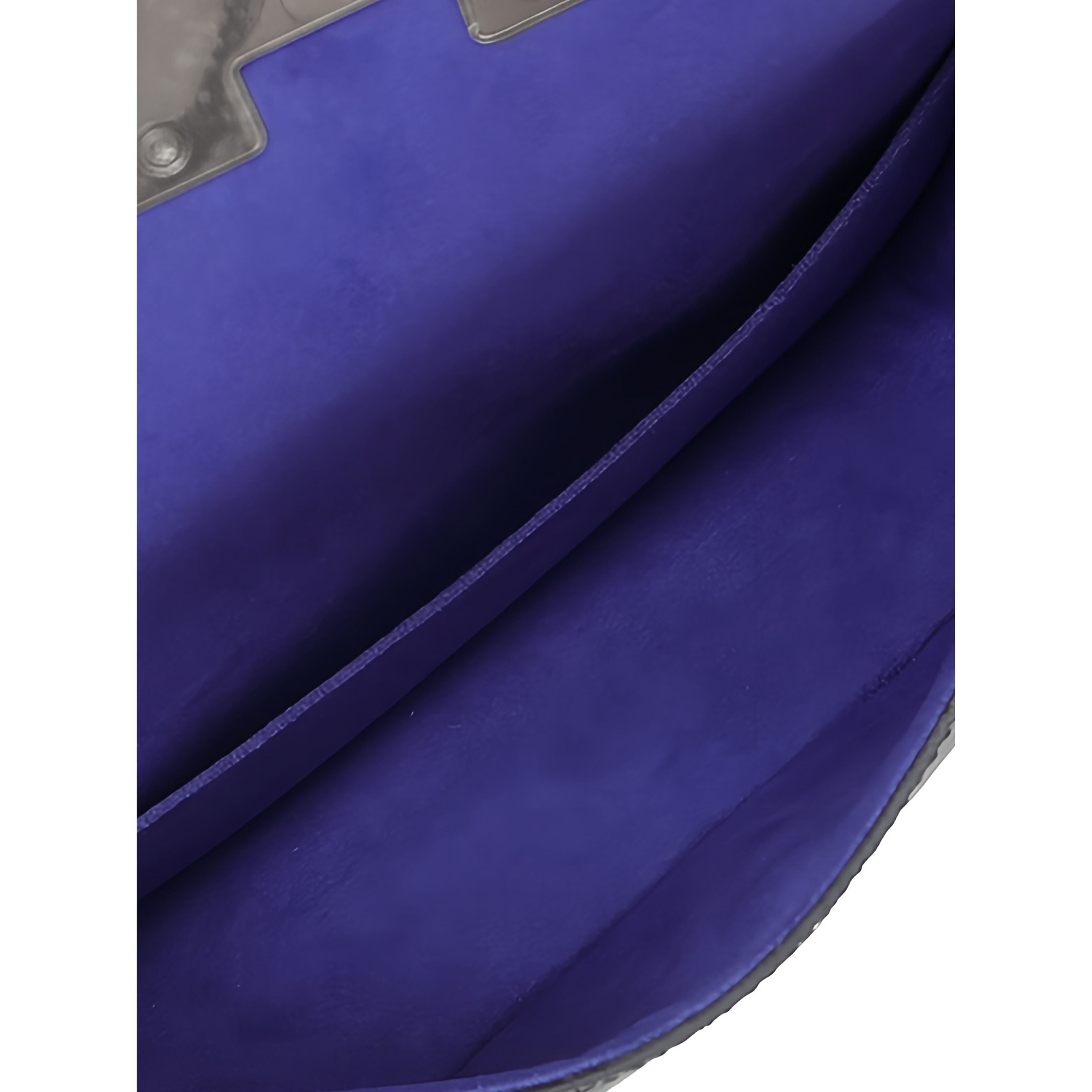 Louis Vuitton Epi Buci - image 4