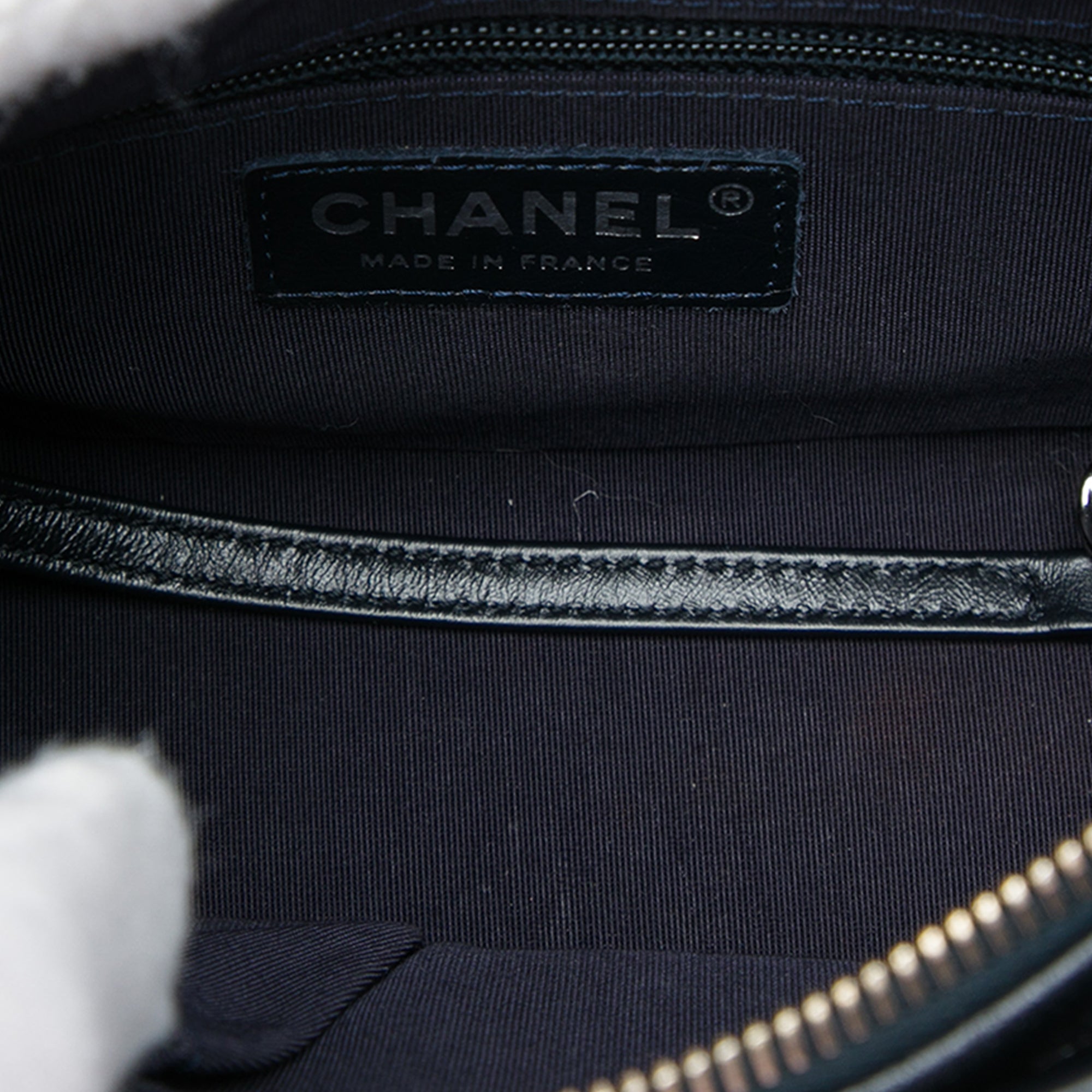 Chanel Small Tweed and Lambskin Gabrielle Crossbody - image 4