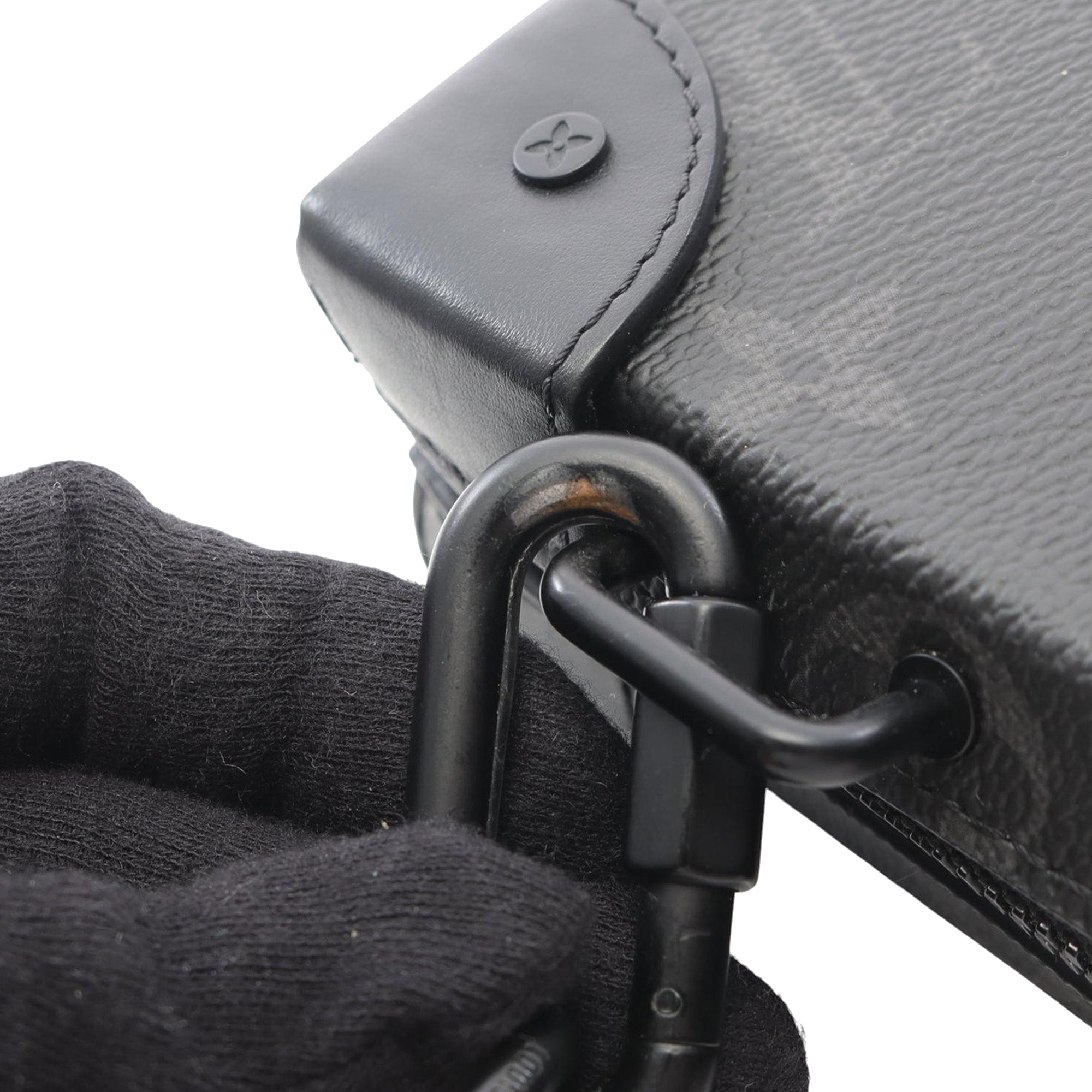 Louis Vuitton LOUIS VUITTON Soft Trunk Wallet Monogram Eclipse Shoulder Bag M69838 PVC coated canvas leather Black Used mens - image 8