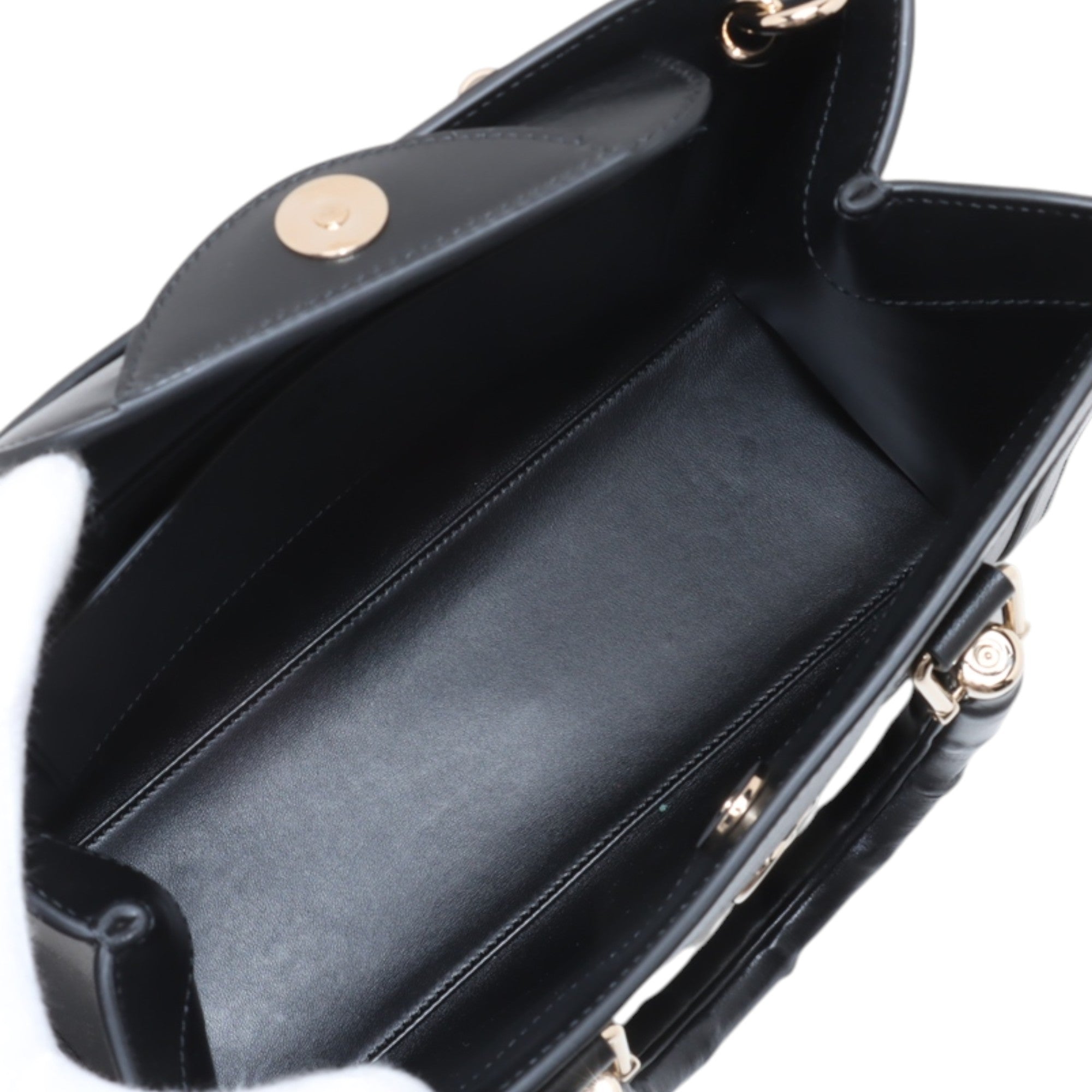 Gucci Medium Calfskin Bamboo Diana Satchel - image 5