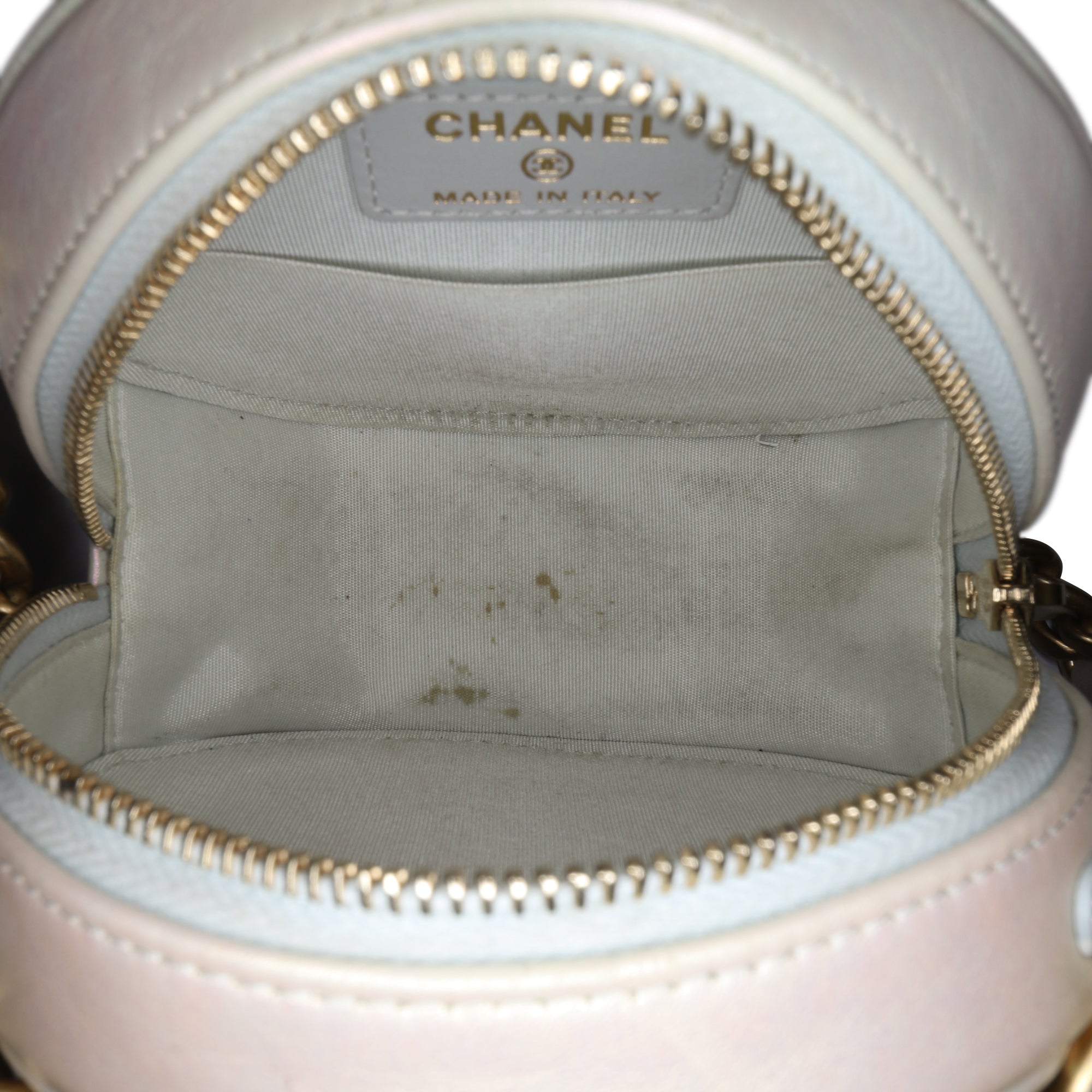 Chanel Quilted Goatskin 19 Round Clutch With Chain - image 4