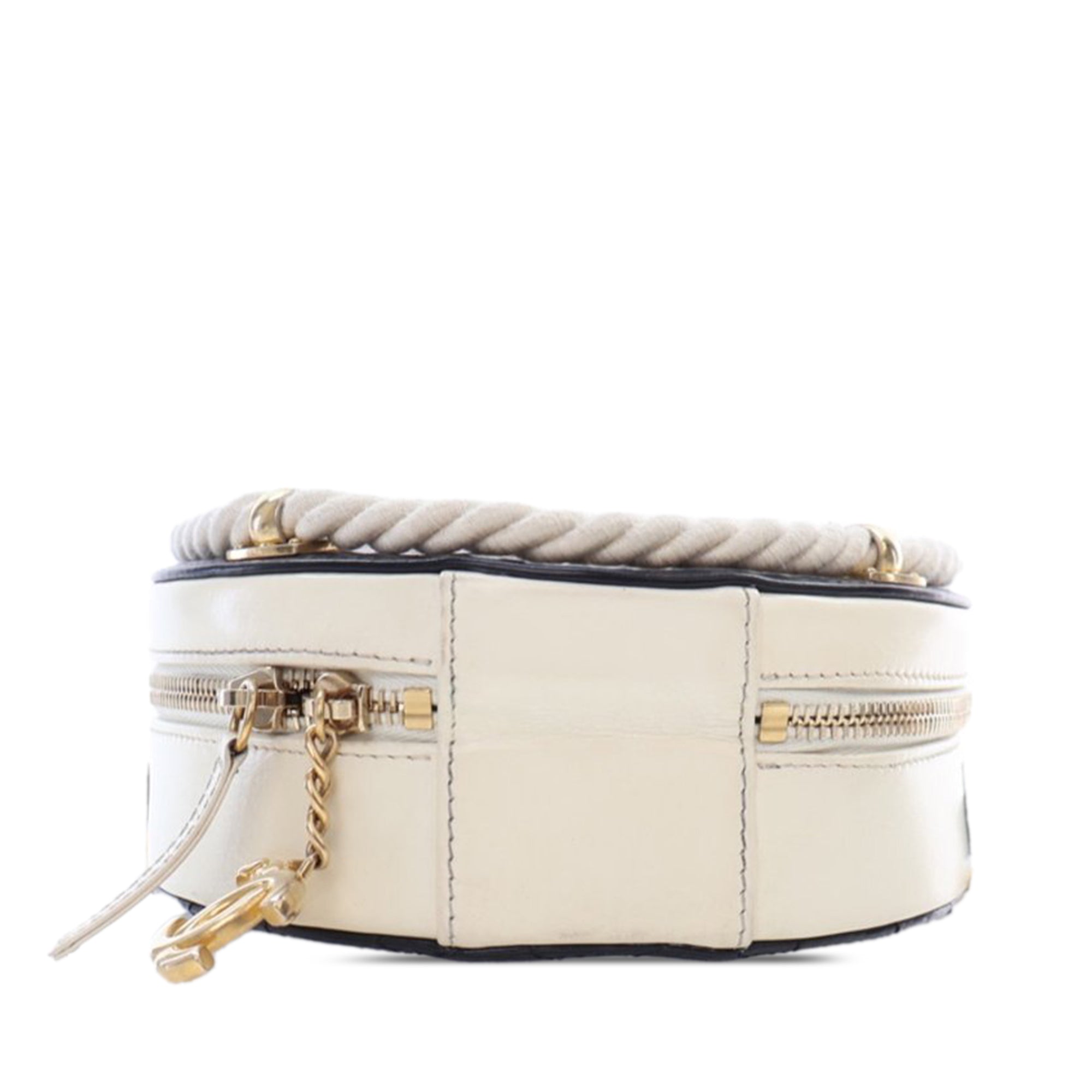 Chanel Crumpled Calfskin En Vogue Round Bag - image 4