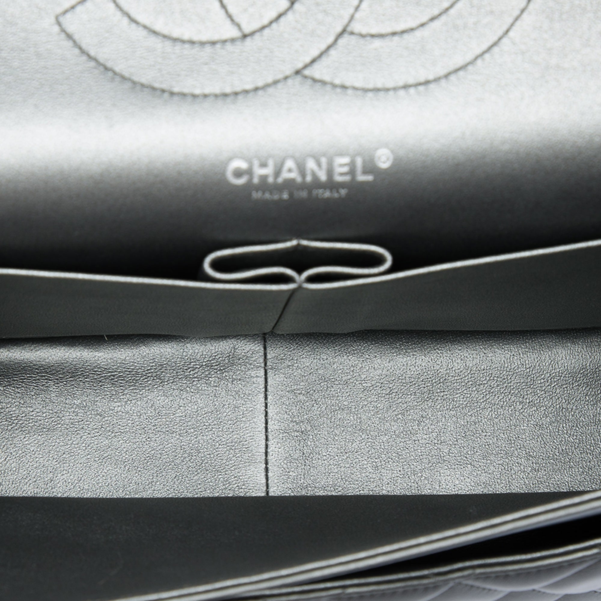 Chanel Jumbo Classic Metallic Lambskin Double Flap - image 4
