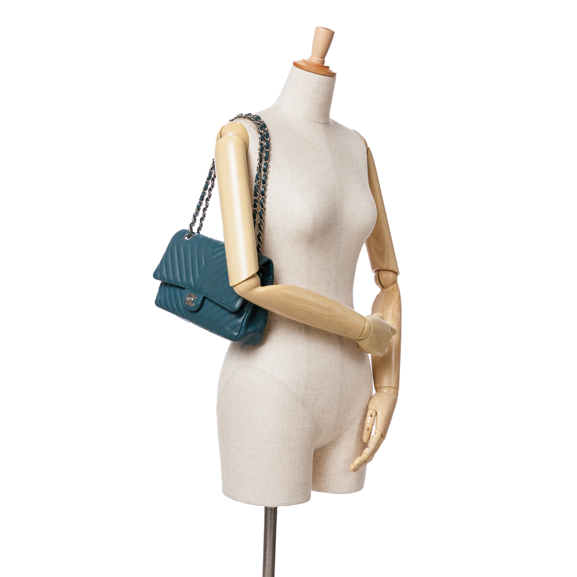 Chanel Medium Classic Chevron Caviar Double Flap - image 9