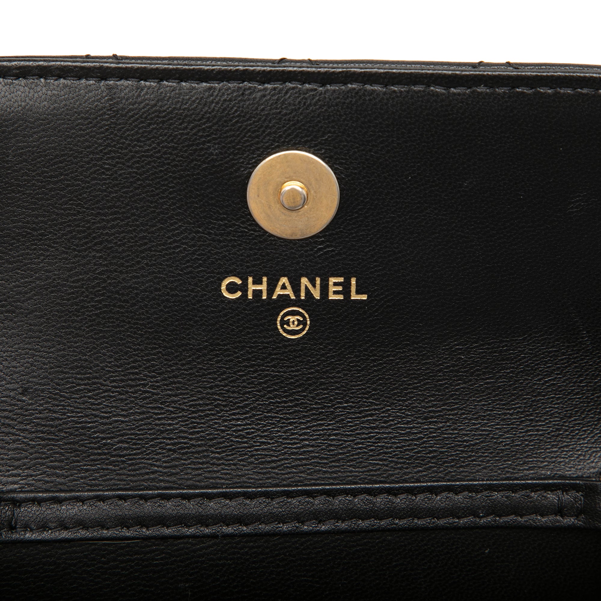 Chanel Mini CC Quilted Lambskin Pearl Crush Pouch with Chain - image 5