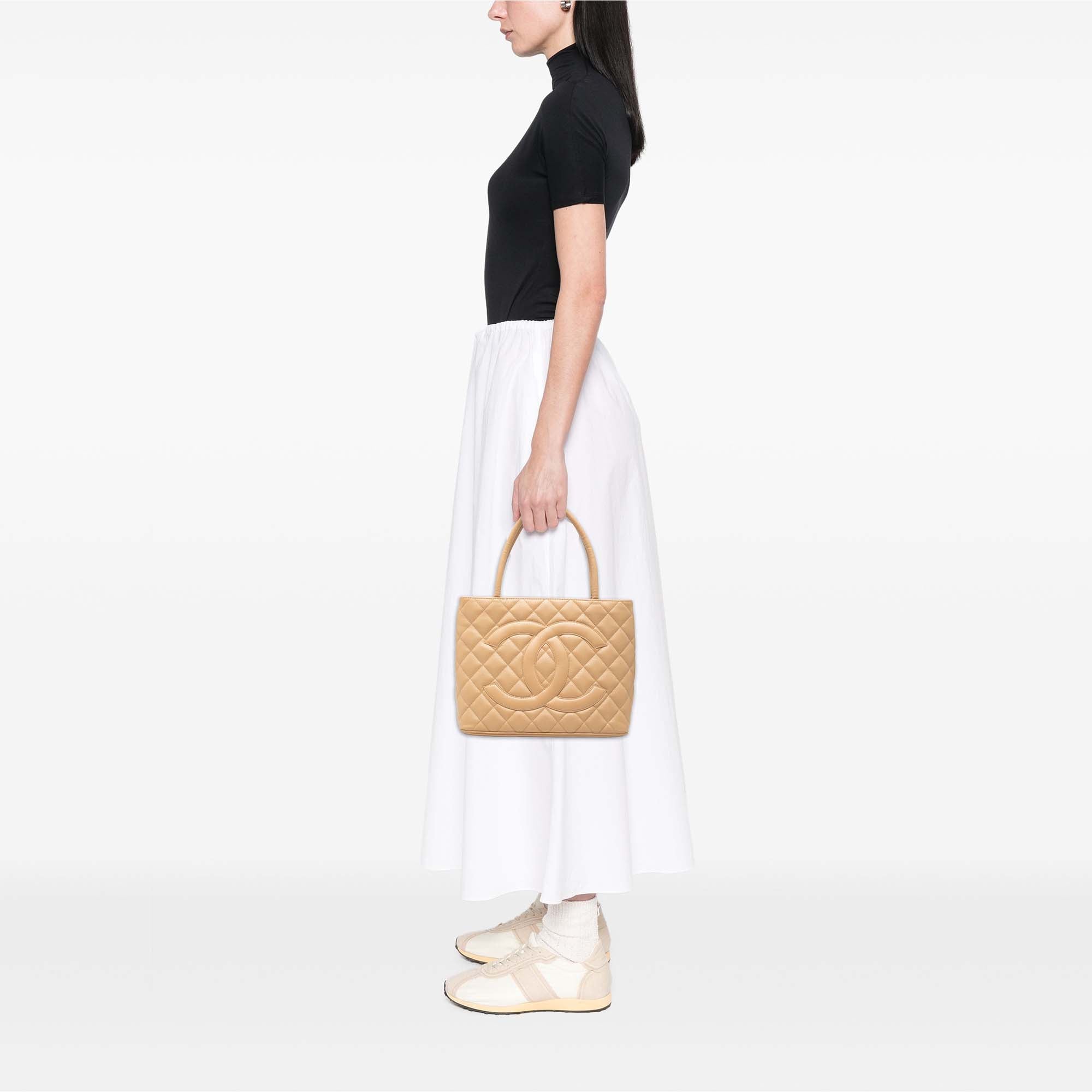 Chanel Caviar Medallion Tote - image 7
