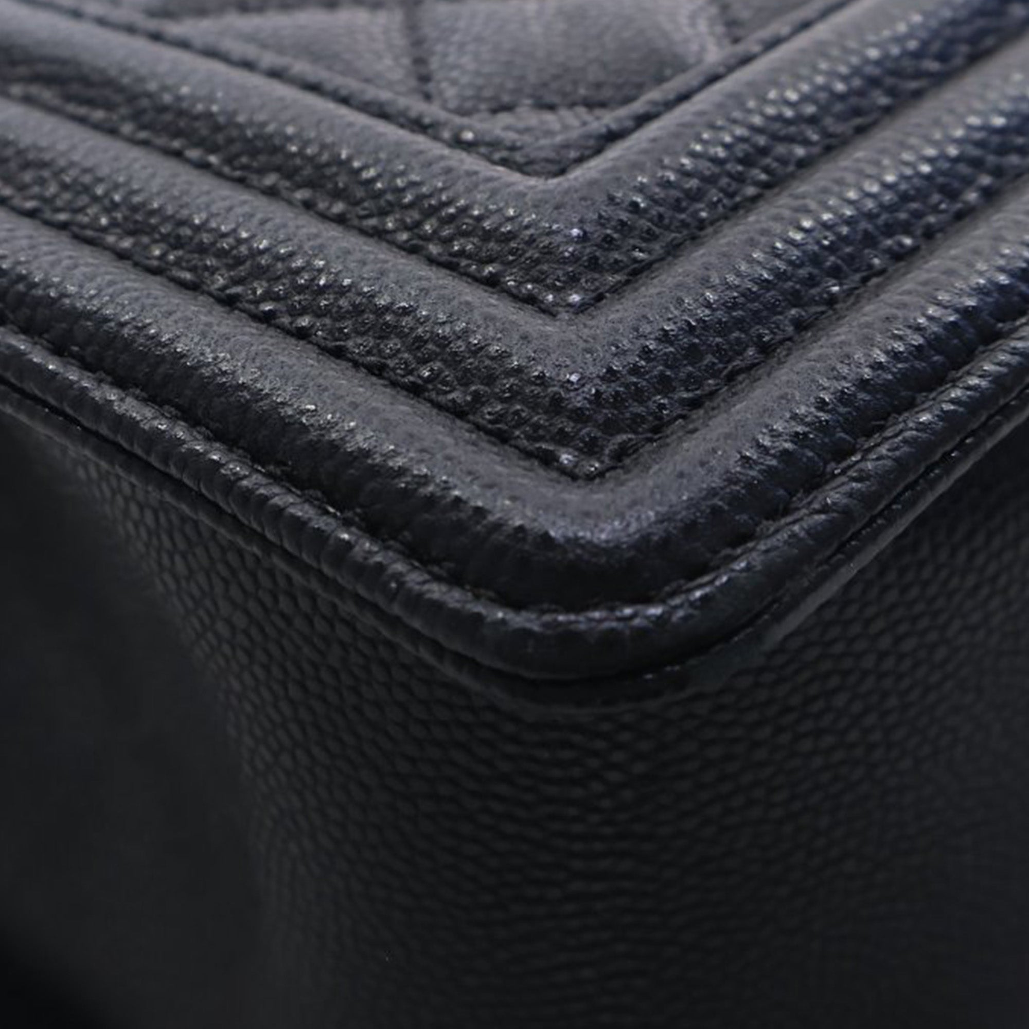 Chanel Old Medium Quilted Caviar Boy Flap - image 10