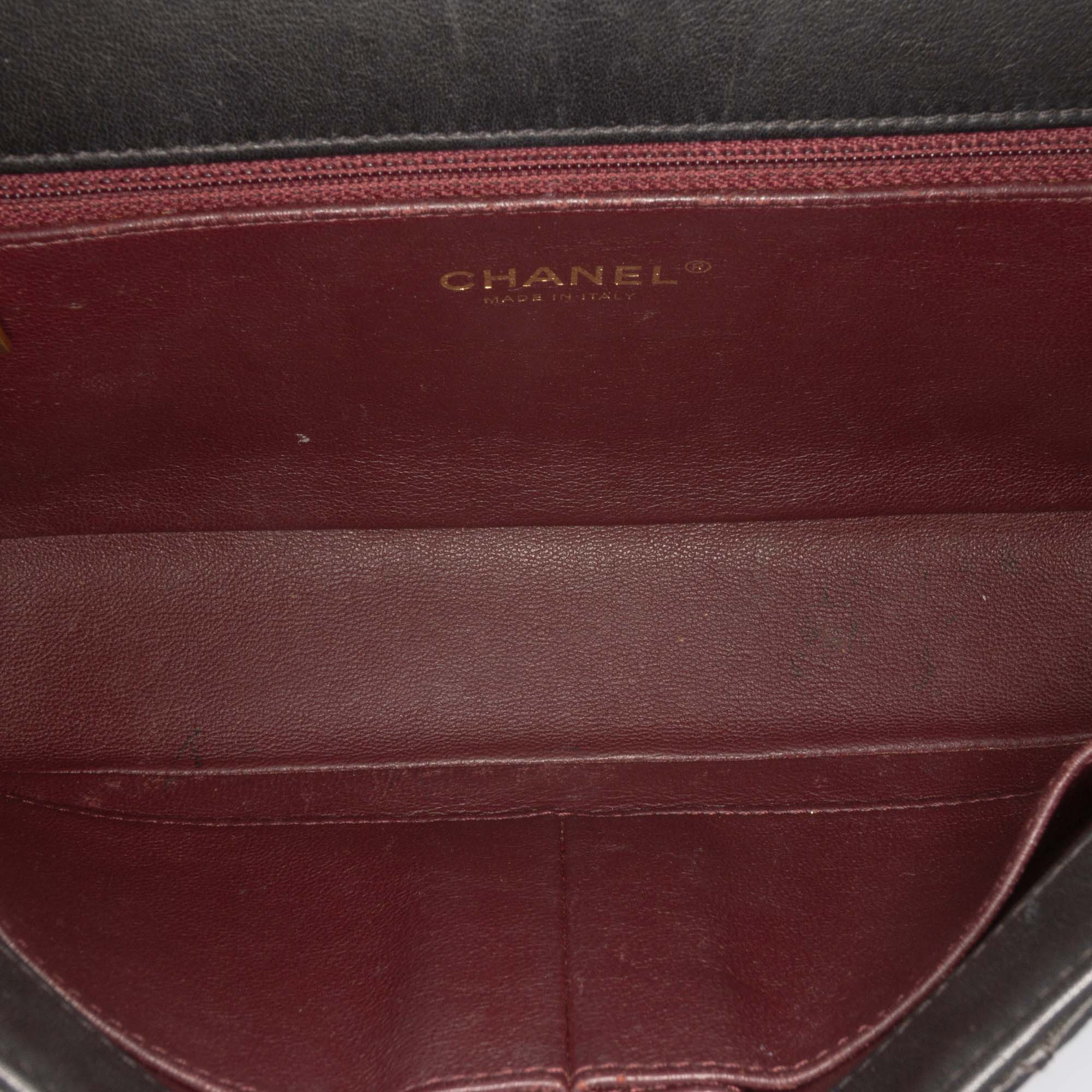 Chanel Medium Caviar CC Filigree Flap - image 4