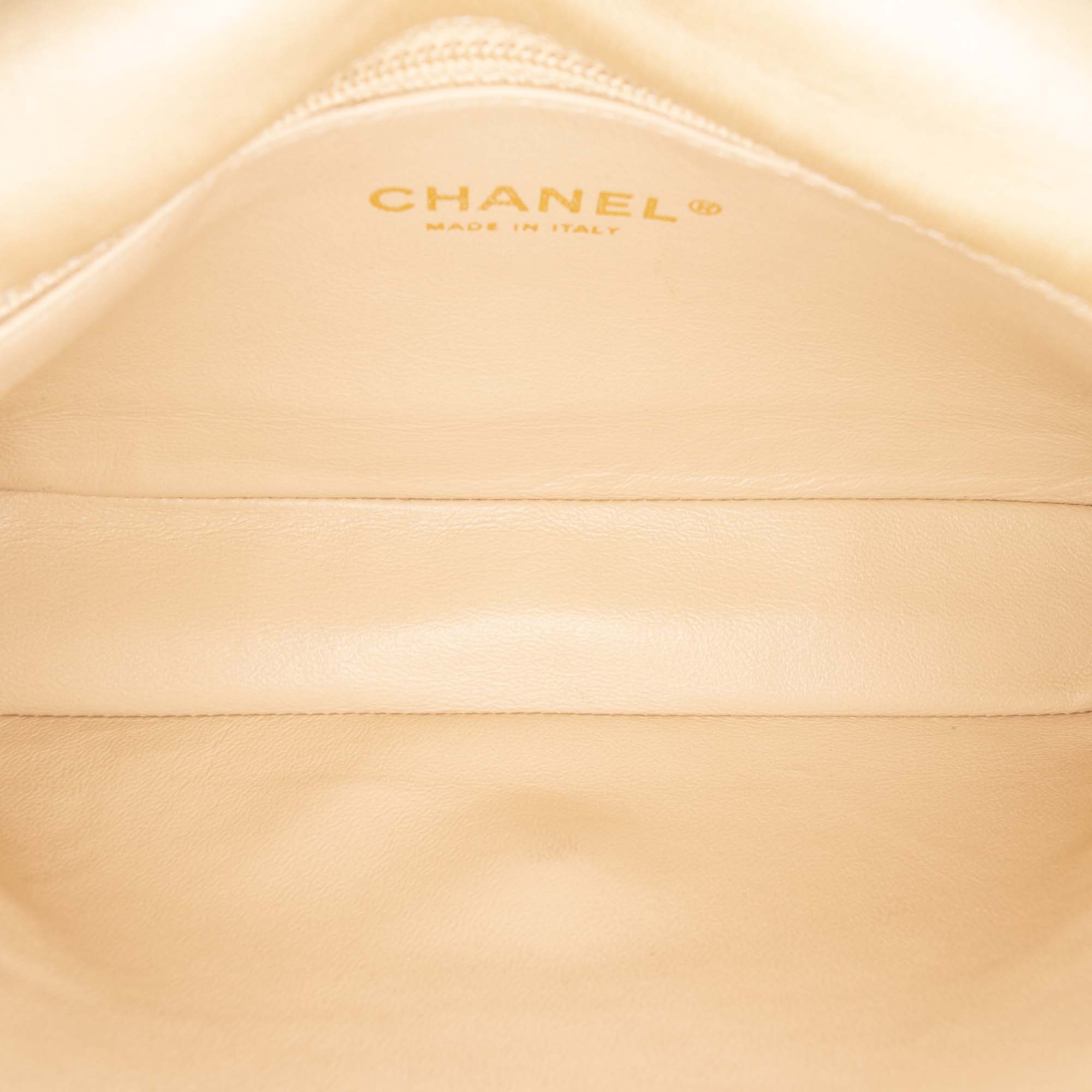 Chanel Small Quilted Iridescent Lambskin Pearl CC Crystal Flap - image 4