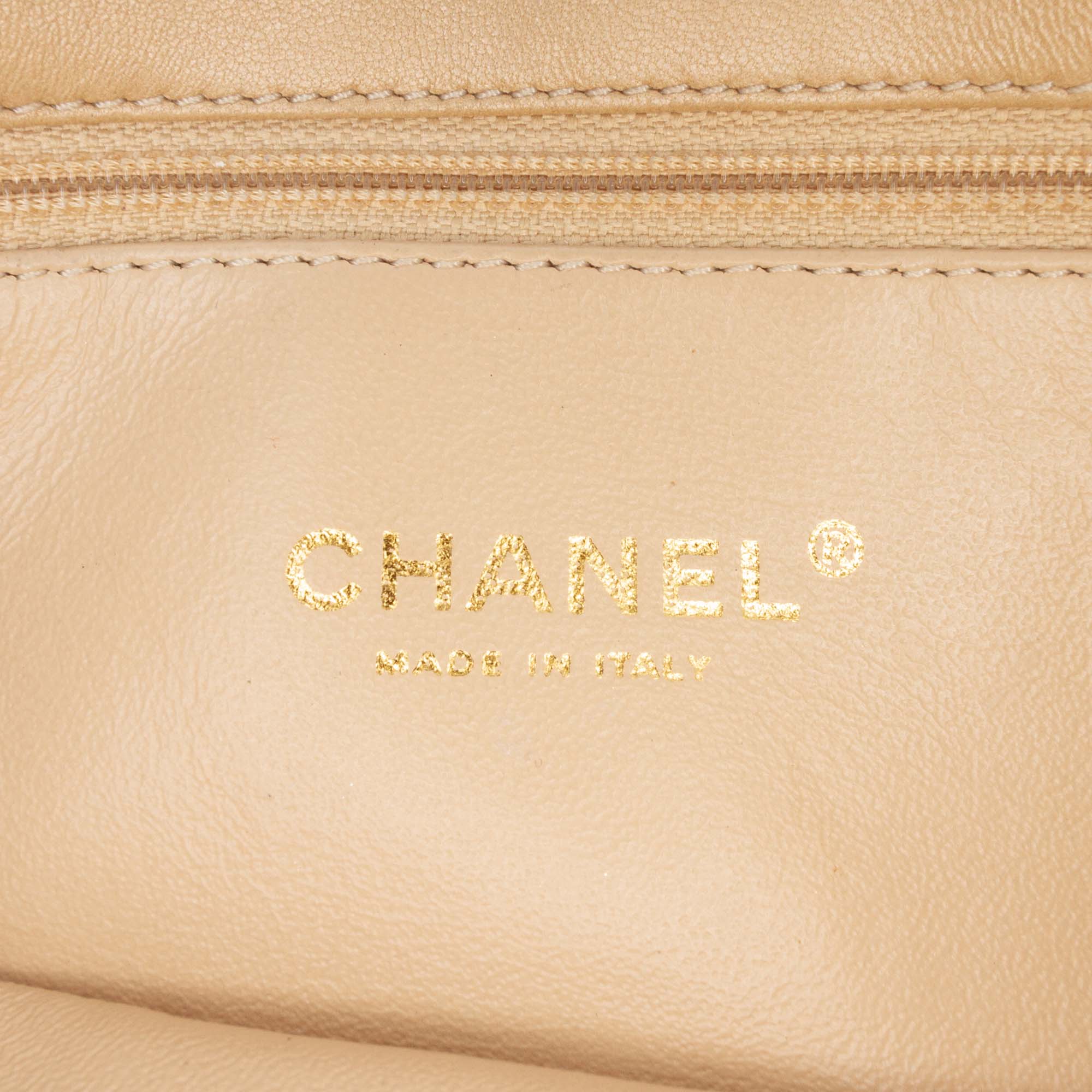 Chanel Small Quilted Iridescent Lambskin Pearl CC Crystal Flap - image 5