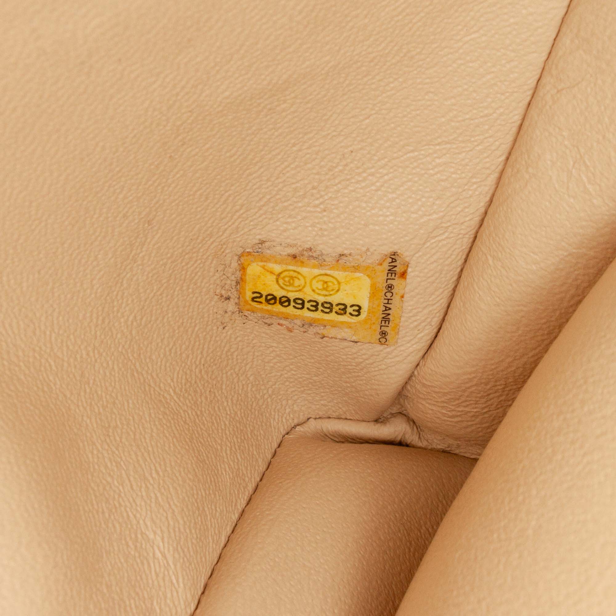 Chanel Small Quilted Iridescent Lambskin Pearl CC Crystal Flap - image 6
