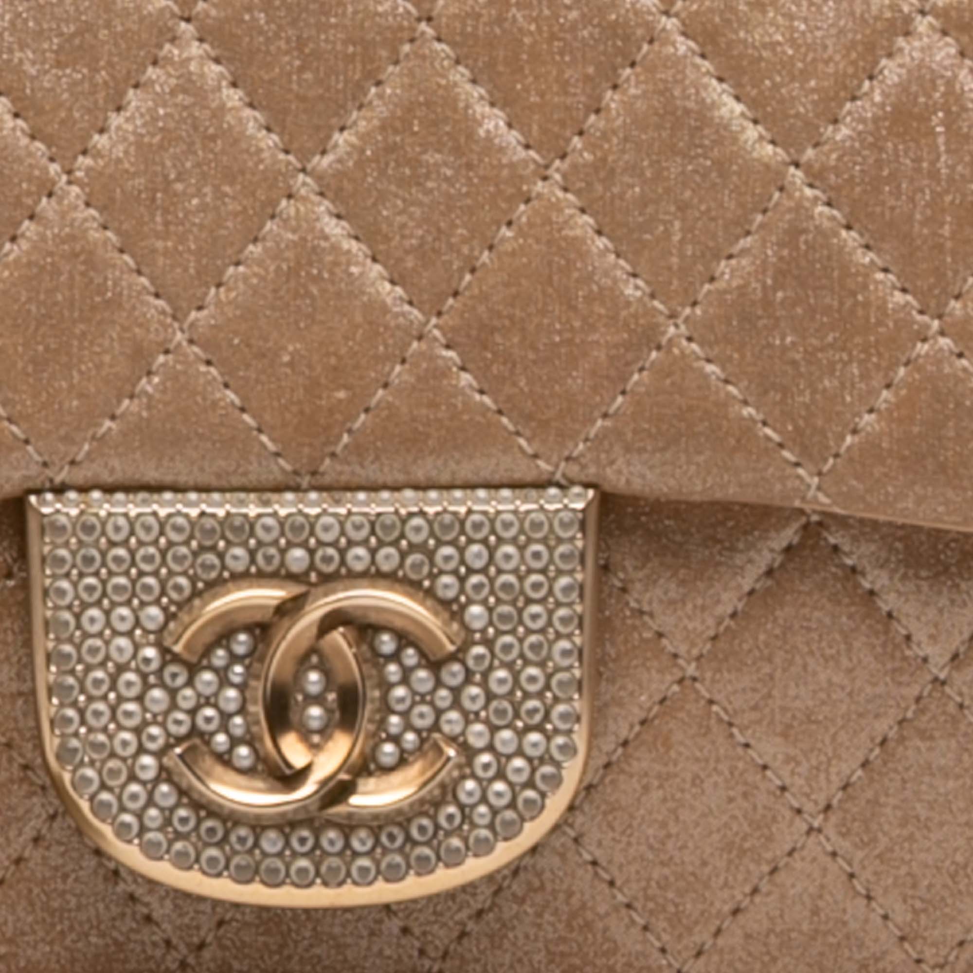 Chanel Small Quilted Iridescent Lambskin Pearl CC Crystal Flap - image 8