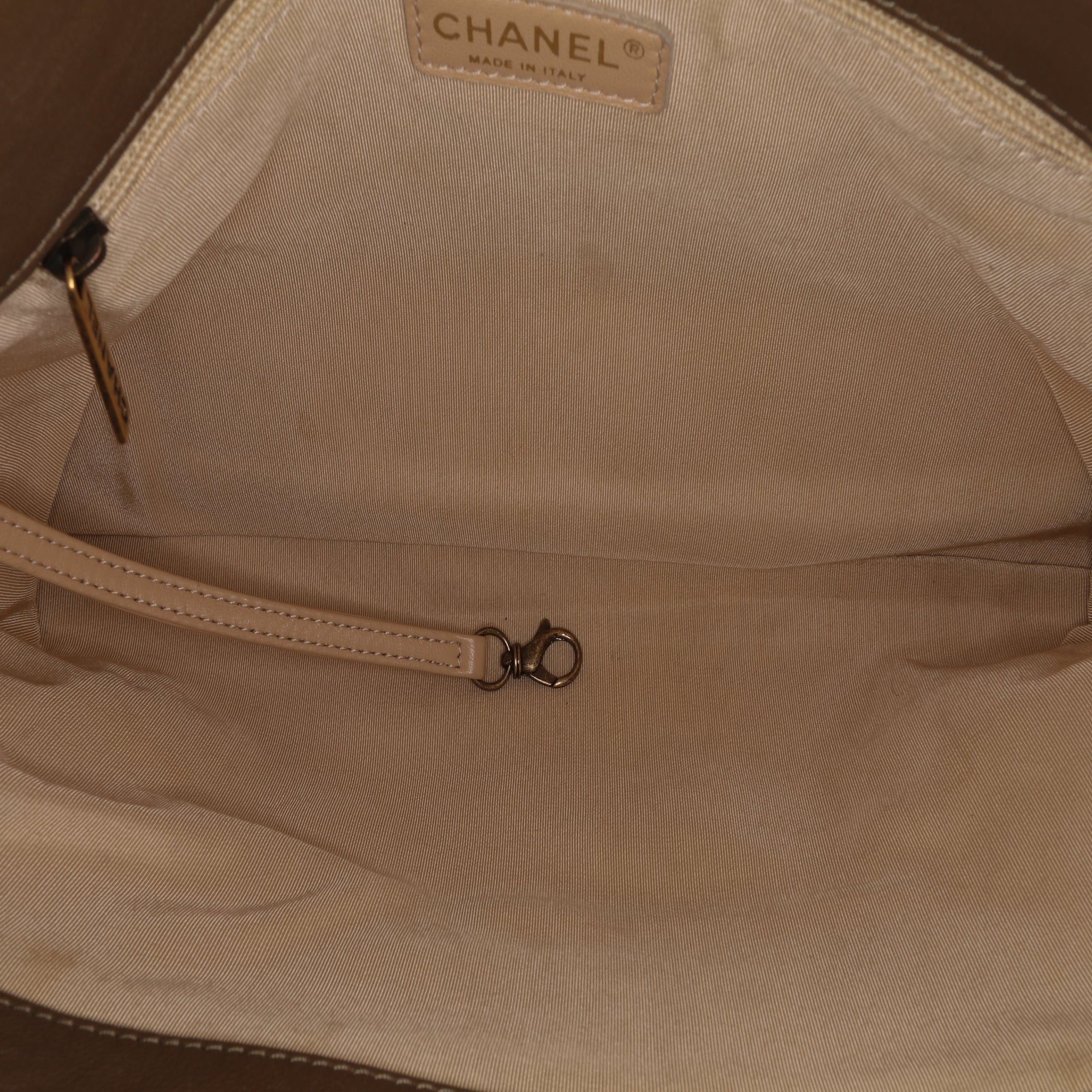 Chanel Large Quilted Iridescent Calfskin CC Crown Tote - image 5