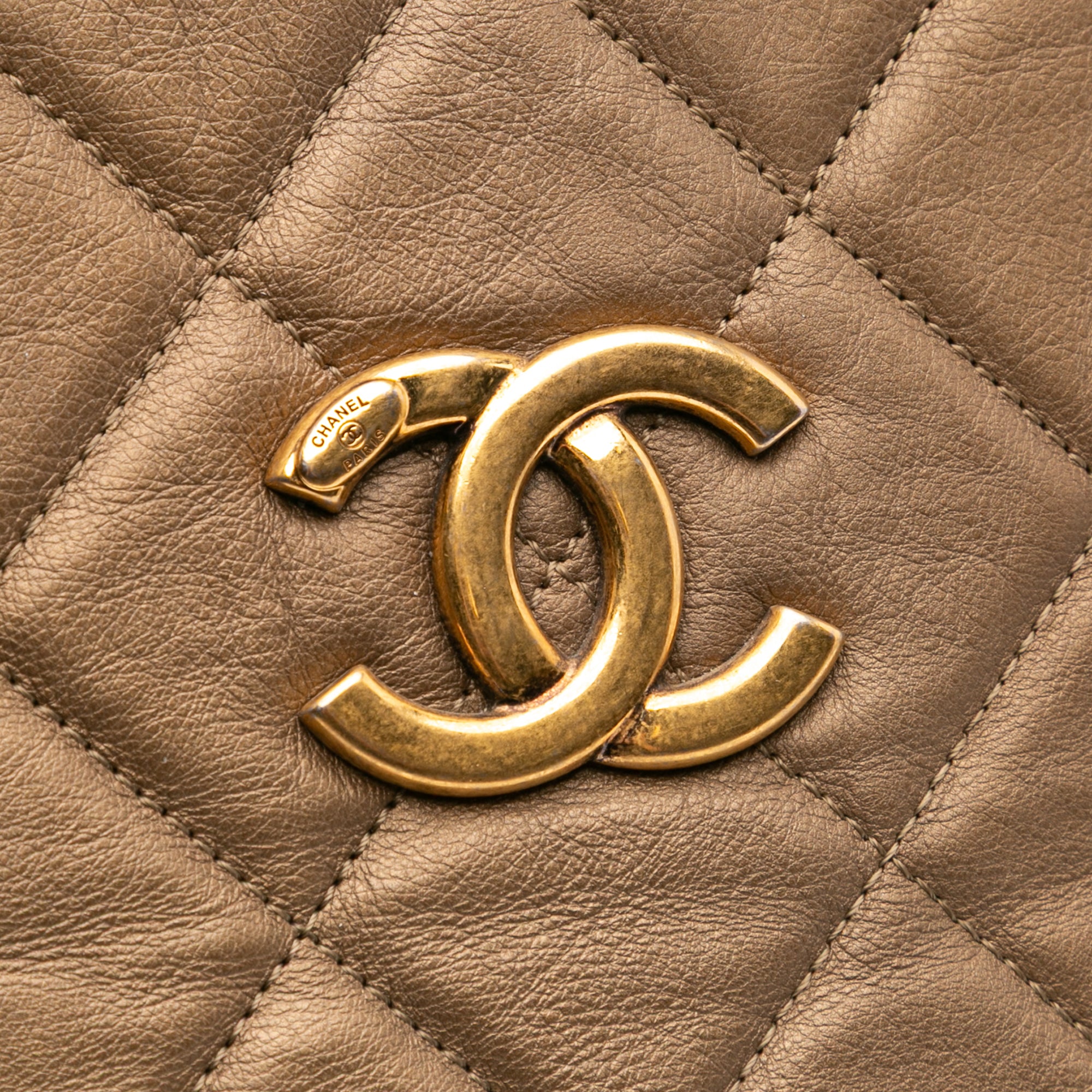 Chanel Large Quilted Iridescent Calfskin CC Crown Tote - image 8