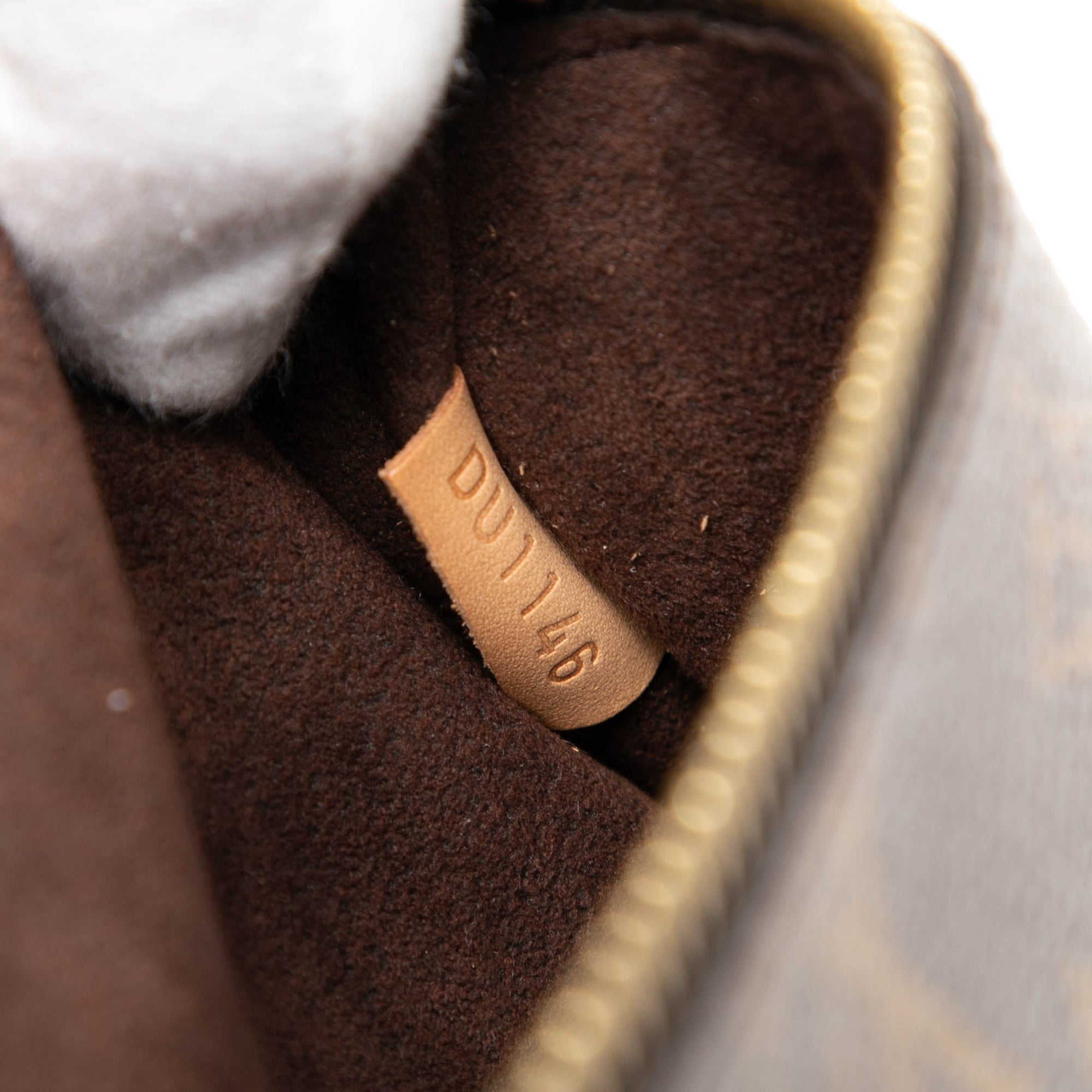 Louis Vuitton Monogram Pochette Metis - image 6