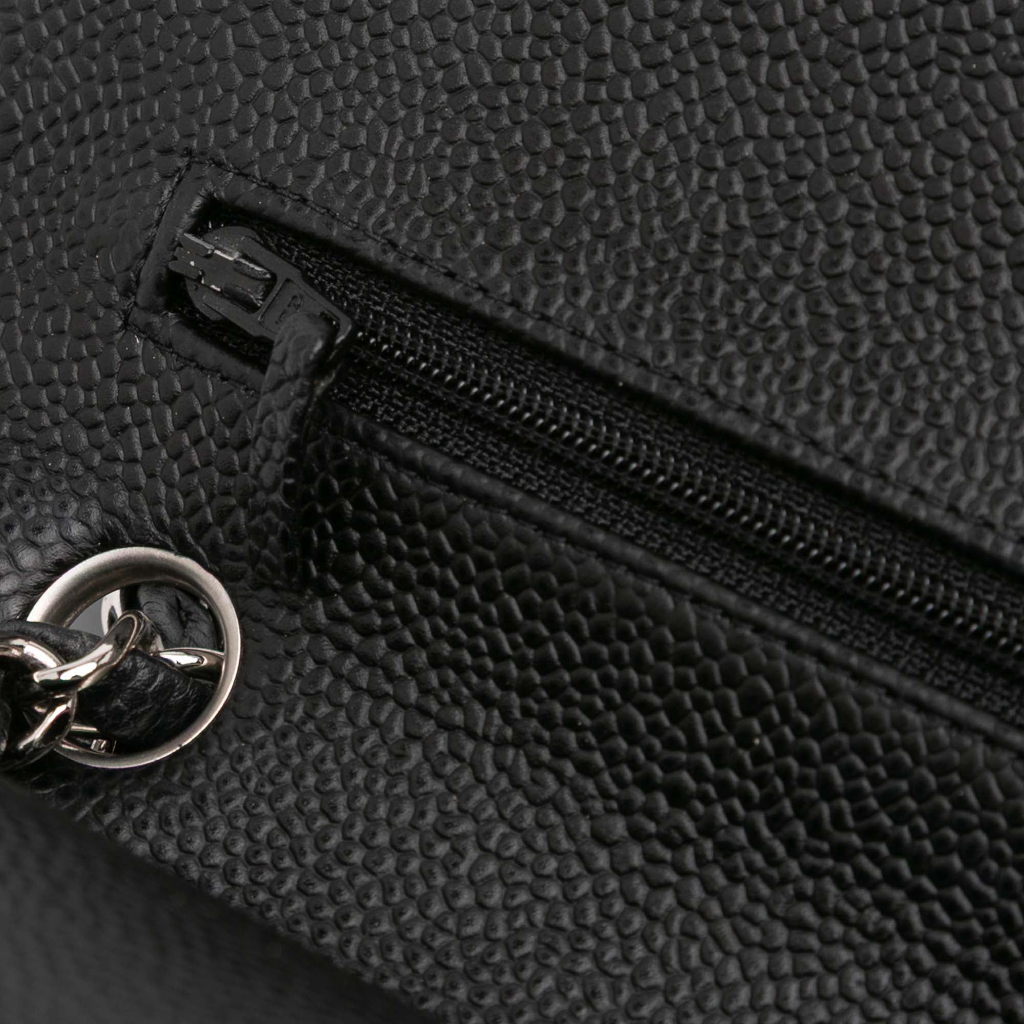 Chanel Medium Classic Caviar Double Flap - image 7