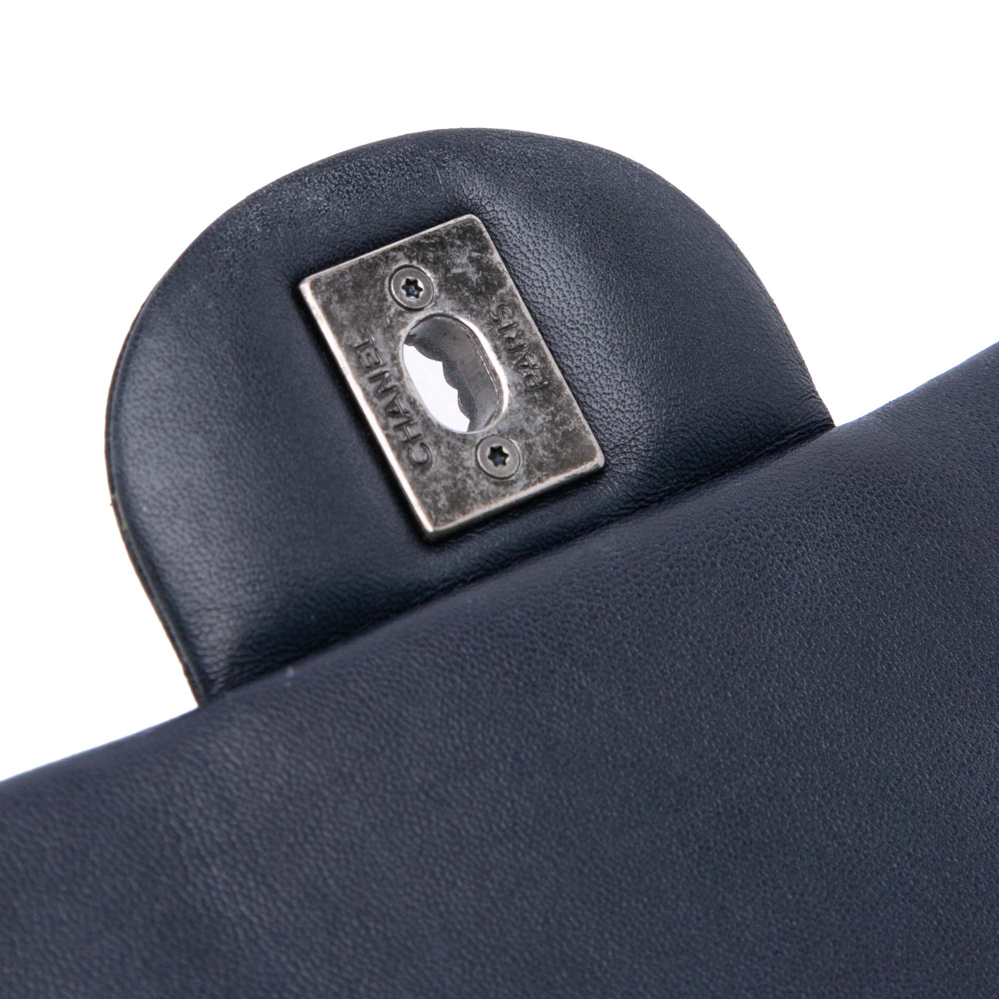 Chanel Paris-Salzburg Jumbo Bicolor Quilted Lambskin Tyrolean Flap - image 9