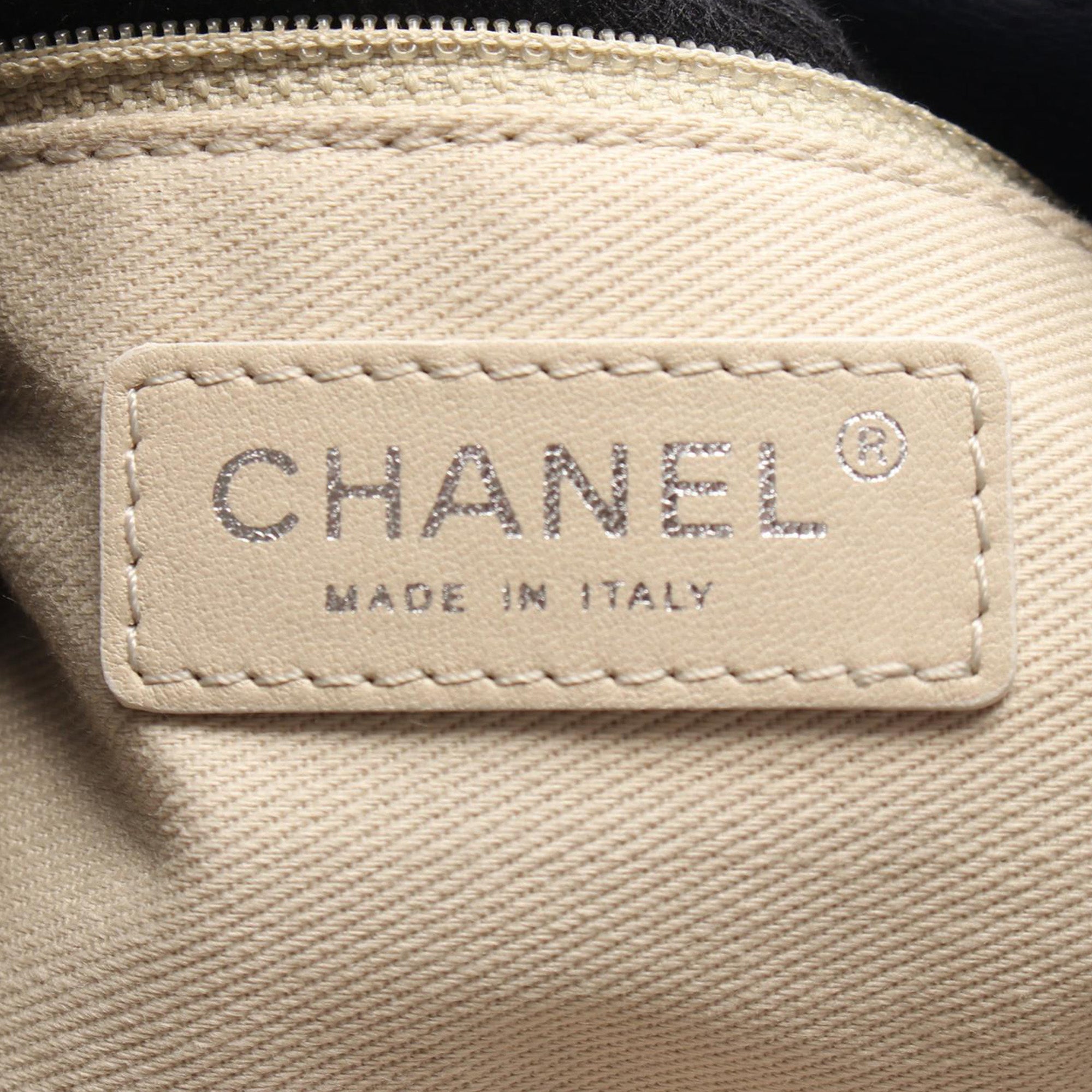 Chanel CHANEL Matelasse Tote Bag Calfskin (cowhide) Blue Used Women - image 4