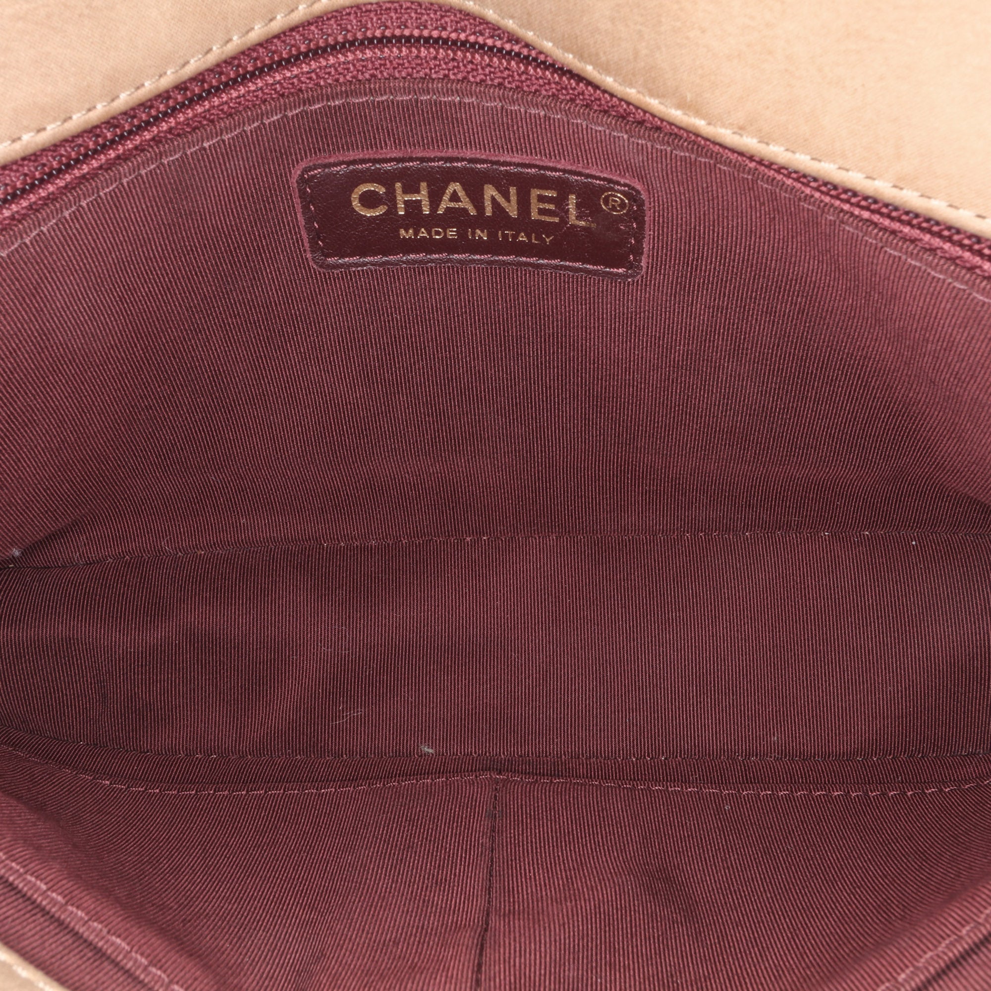 Chanel Medium Calfskin Happy Stitch Single Flap - image 4
