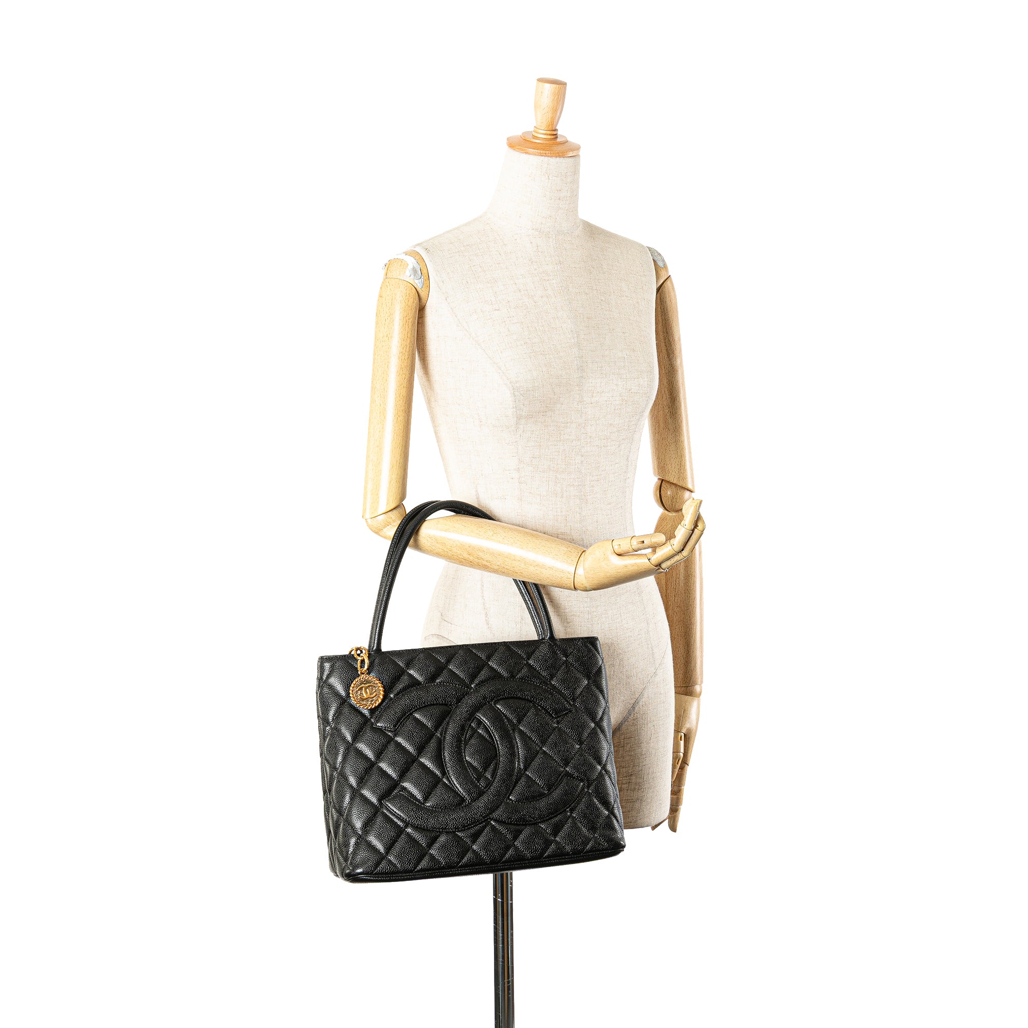 Chanel Caviar Medallion Tote - image 13