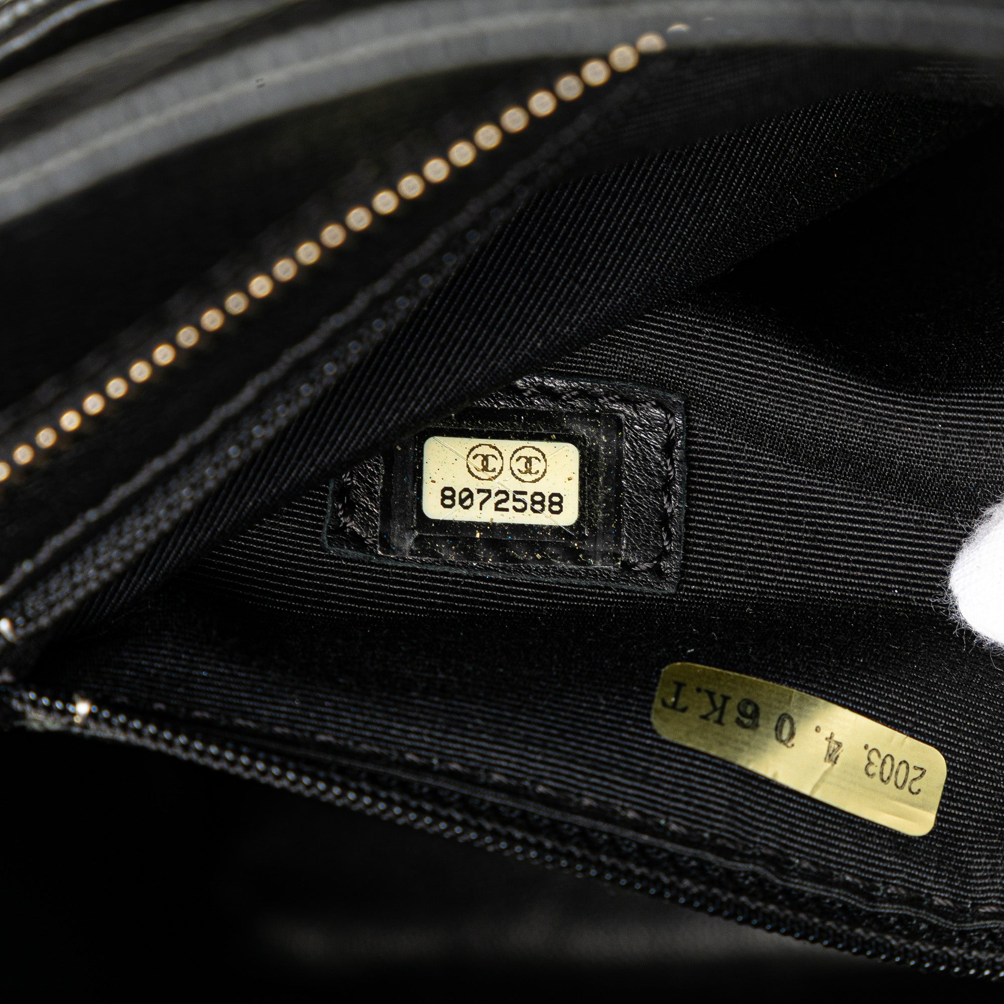 Chanel Caviar Medallion Tote - image 7