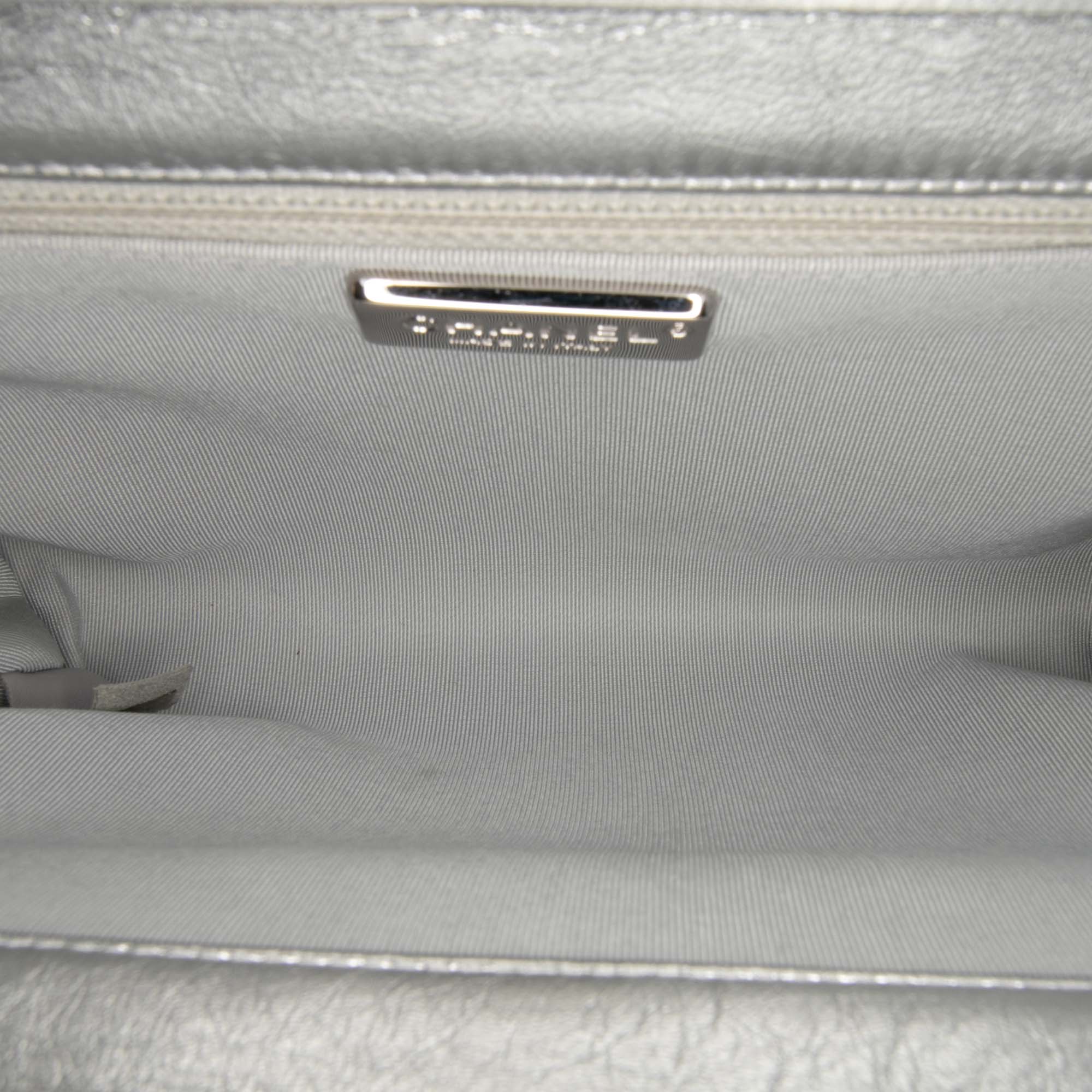 Chanel Quilted Metallic Crumpled Lambskin In The Loop Clutch - image 4