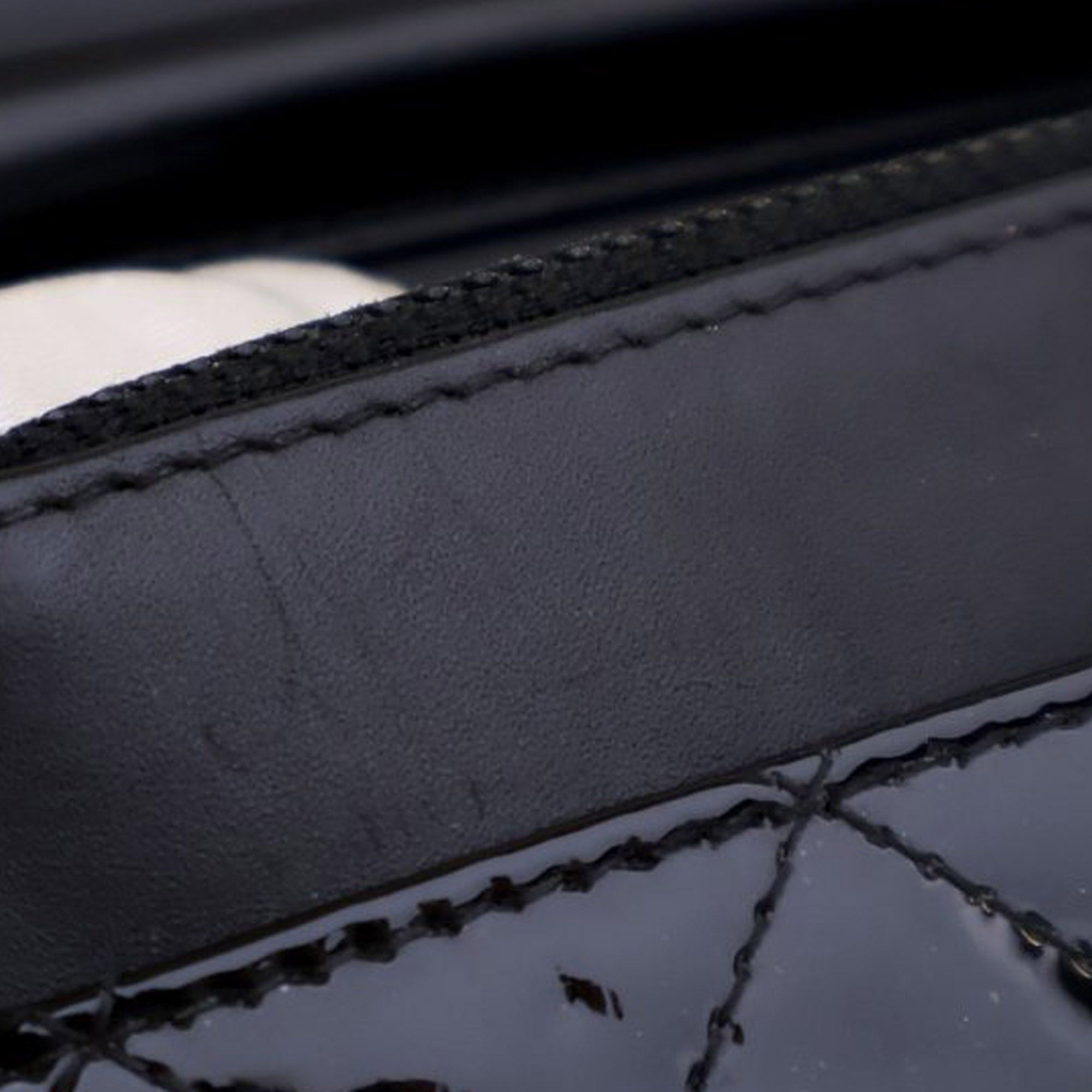 Chanel CC Quilted Patent Wallet On Chain - image 8