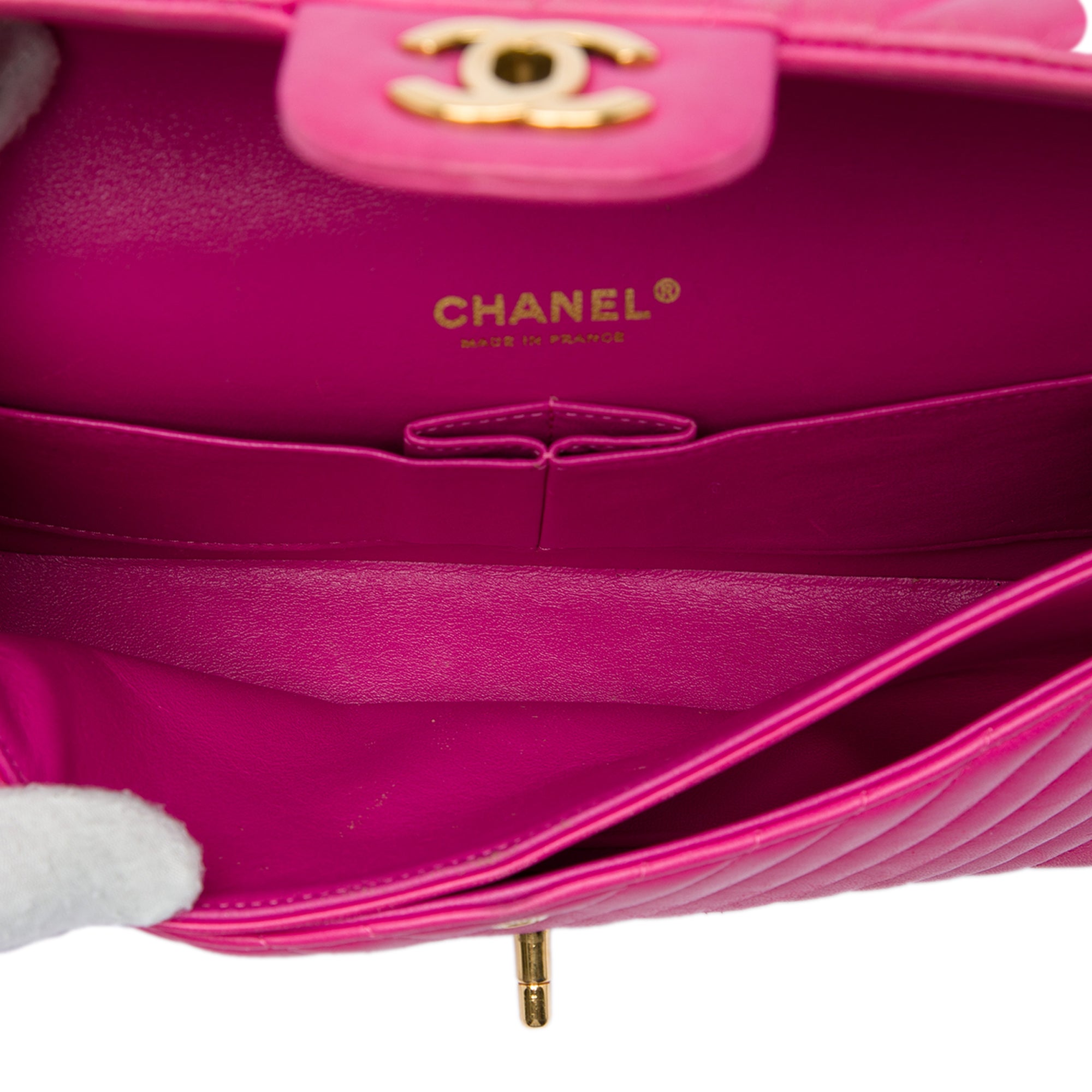 Chanel Medium Classic Chevron Lambskin Double Flap - image 4