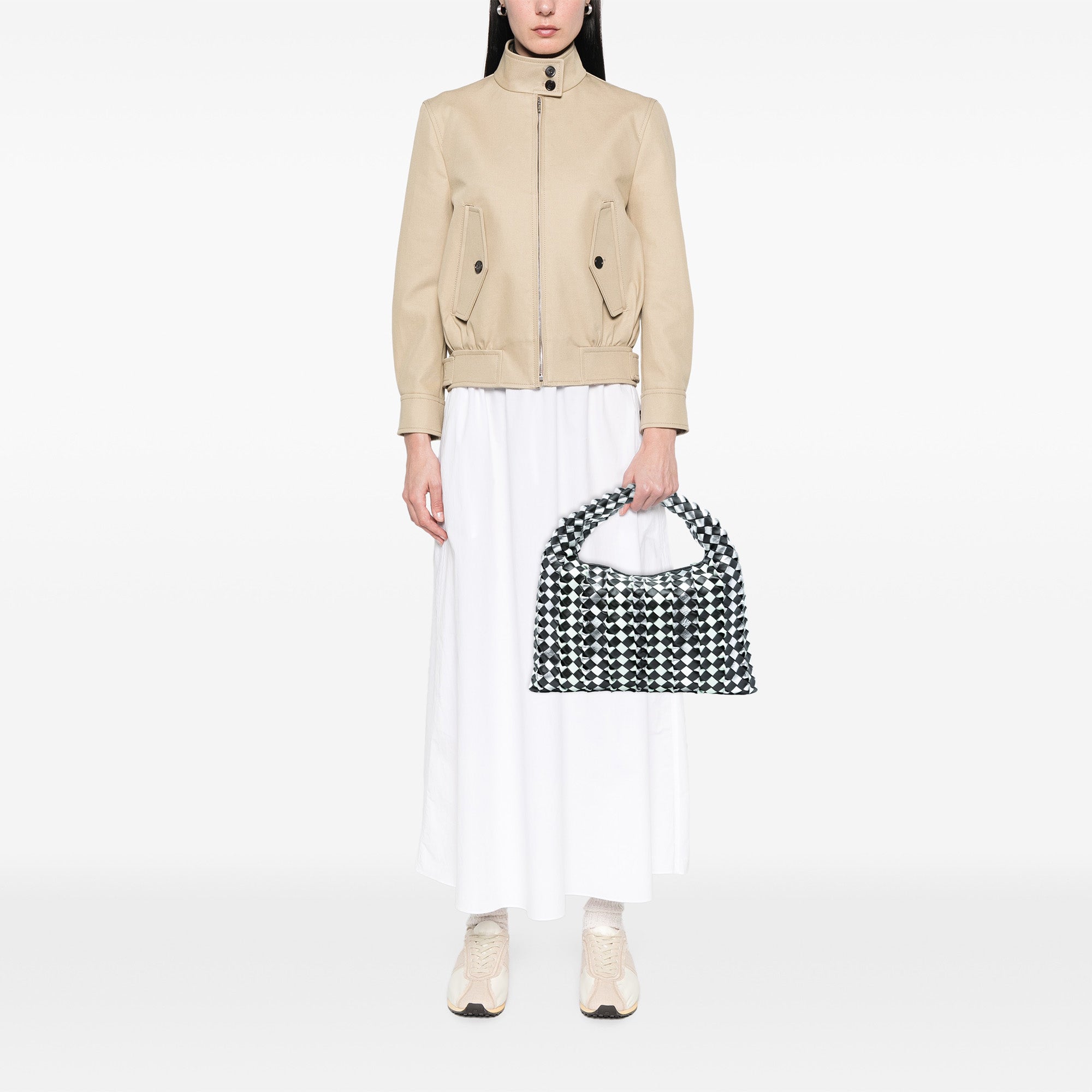 Bottega Veneta Small Bicolor Calfskin Intrecciato Hop Hobo - image 7