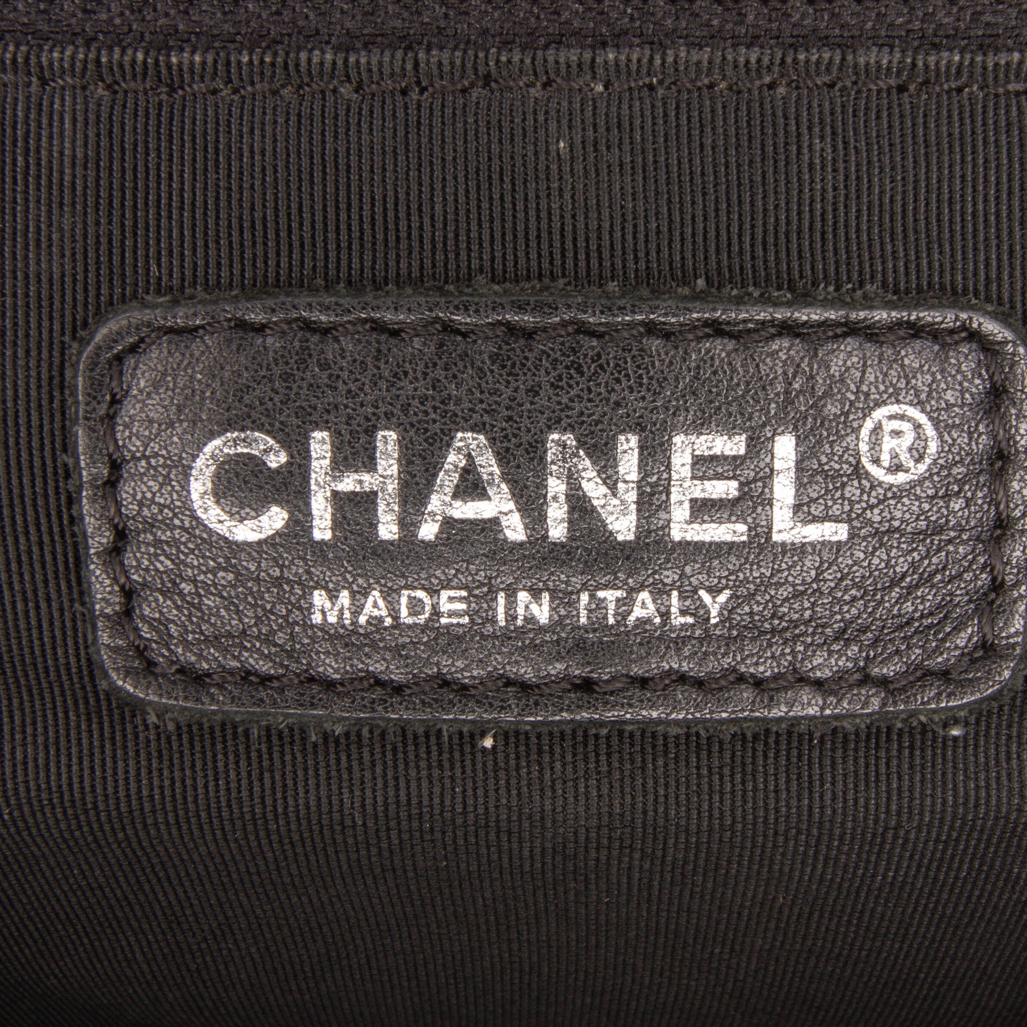 Chanel Caviar Grand Shopping Tote - image 5