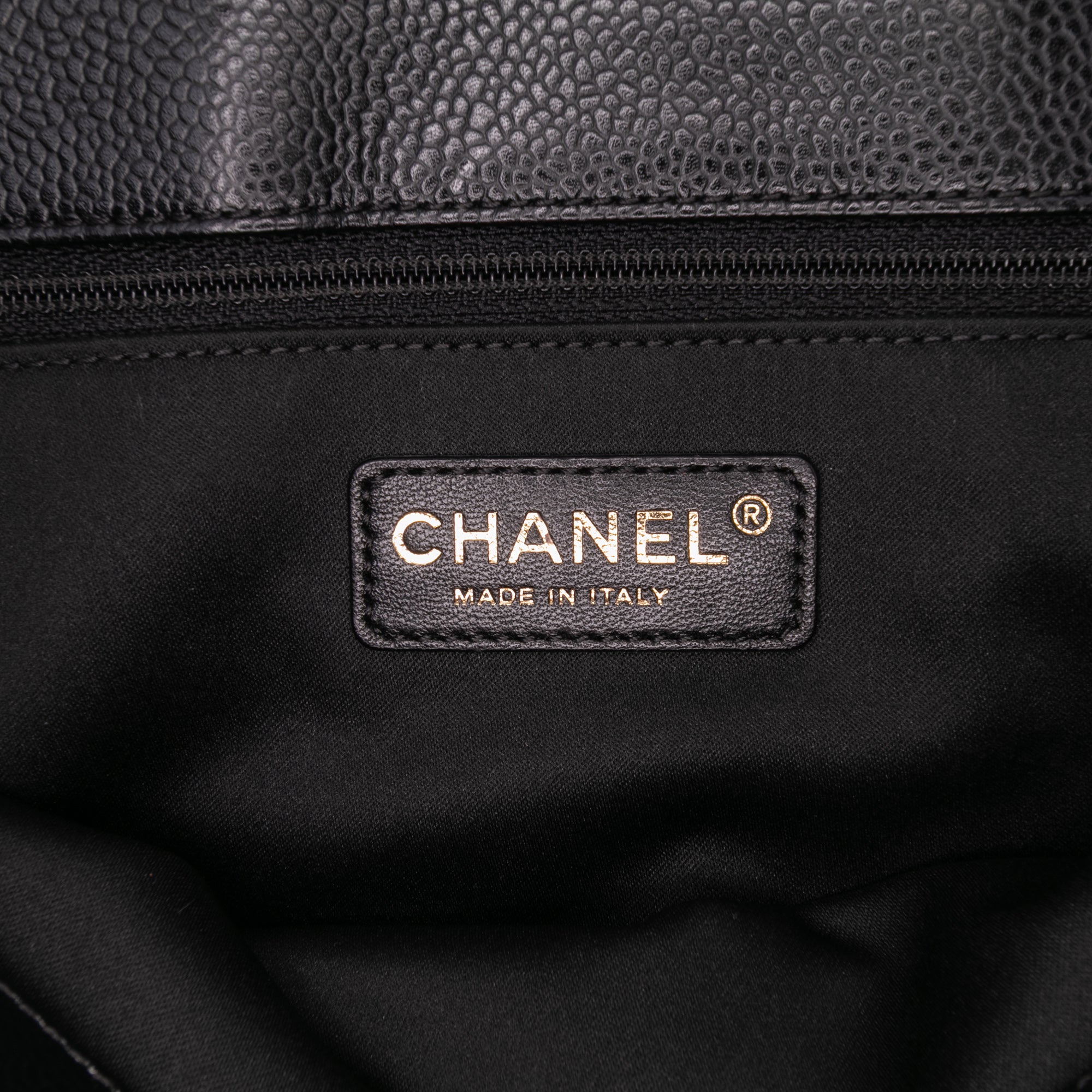 Chanel Caviar Grand Shopping Tote - image 6