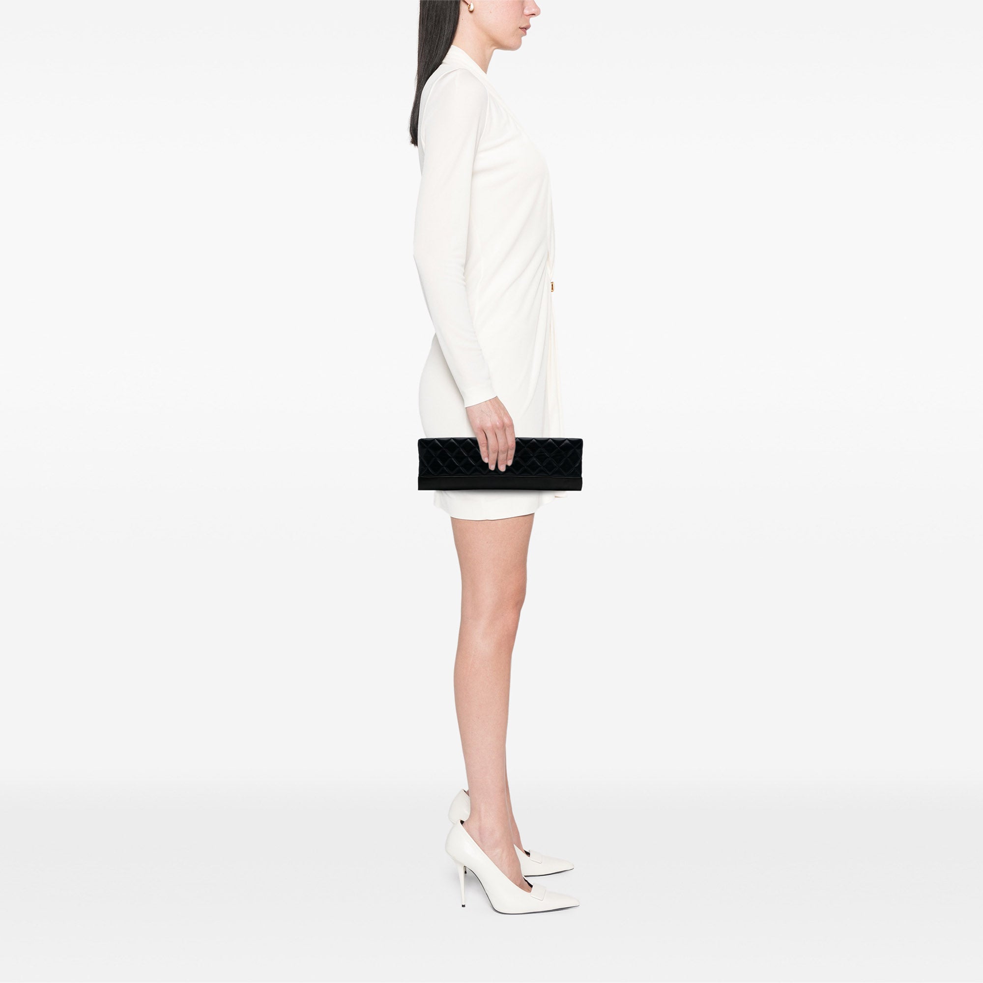 Chanel CC Quilted Lambskin Pearl Clutch - image 11