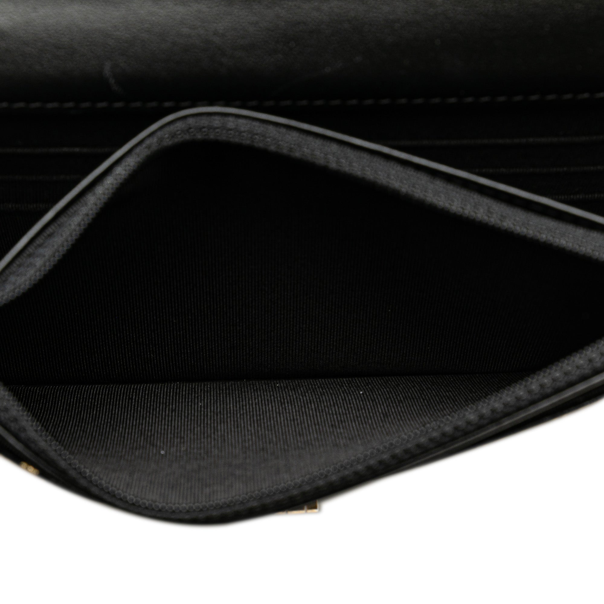 Chanel Calfskin Crocodile Embossed Graffiti 2.55 Cocodile Reissue Wallet On Chain - image 5